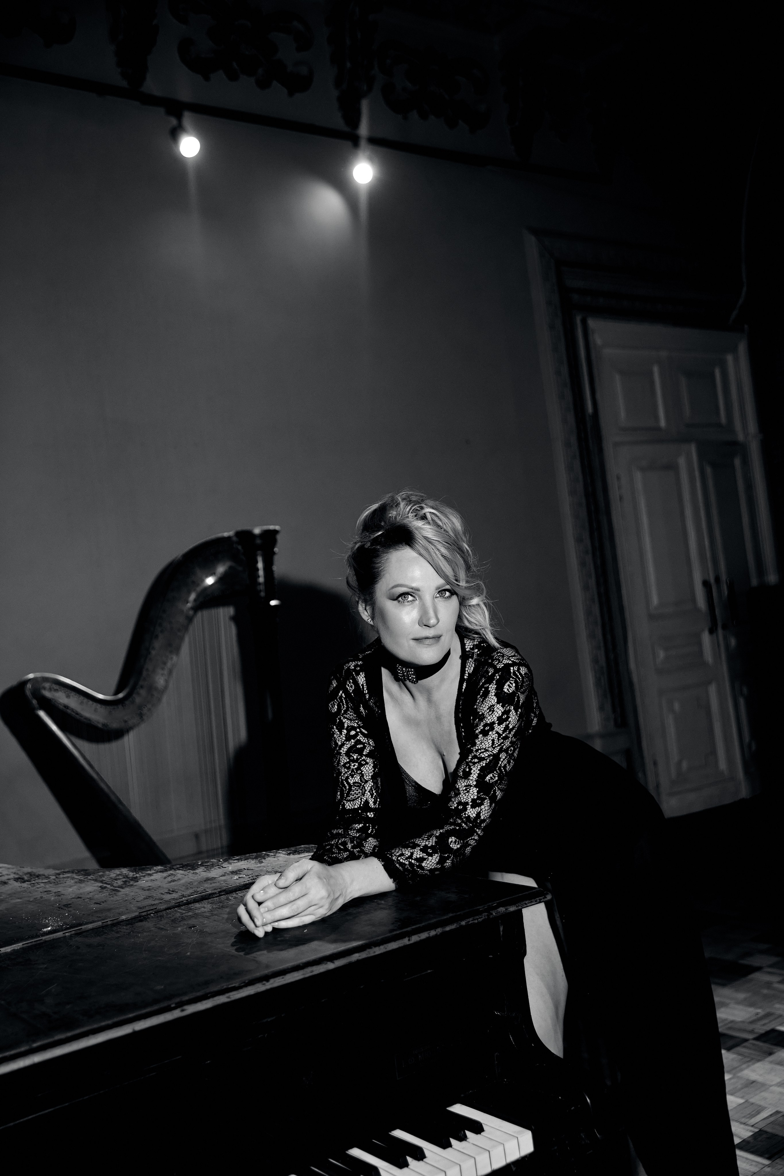 ELENA. Yulia Otroschenko