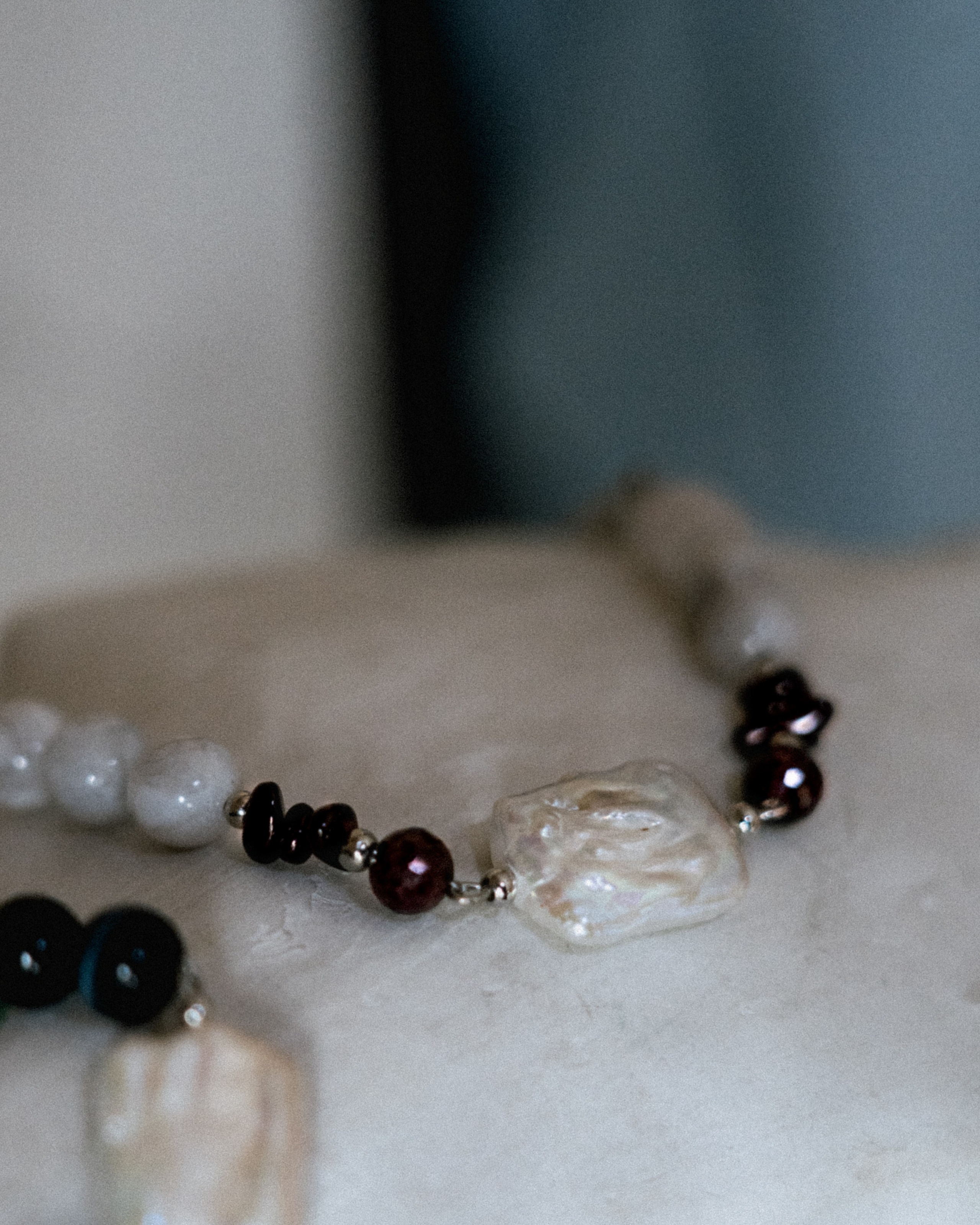 Браслеты. Портретный фотограф в Сургуте