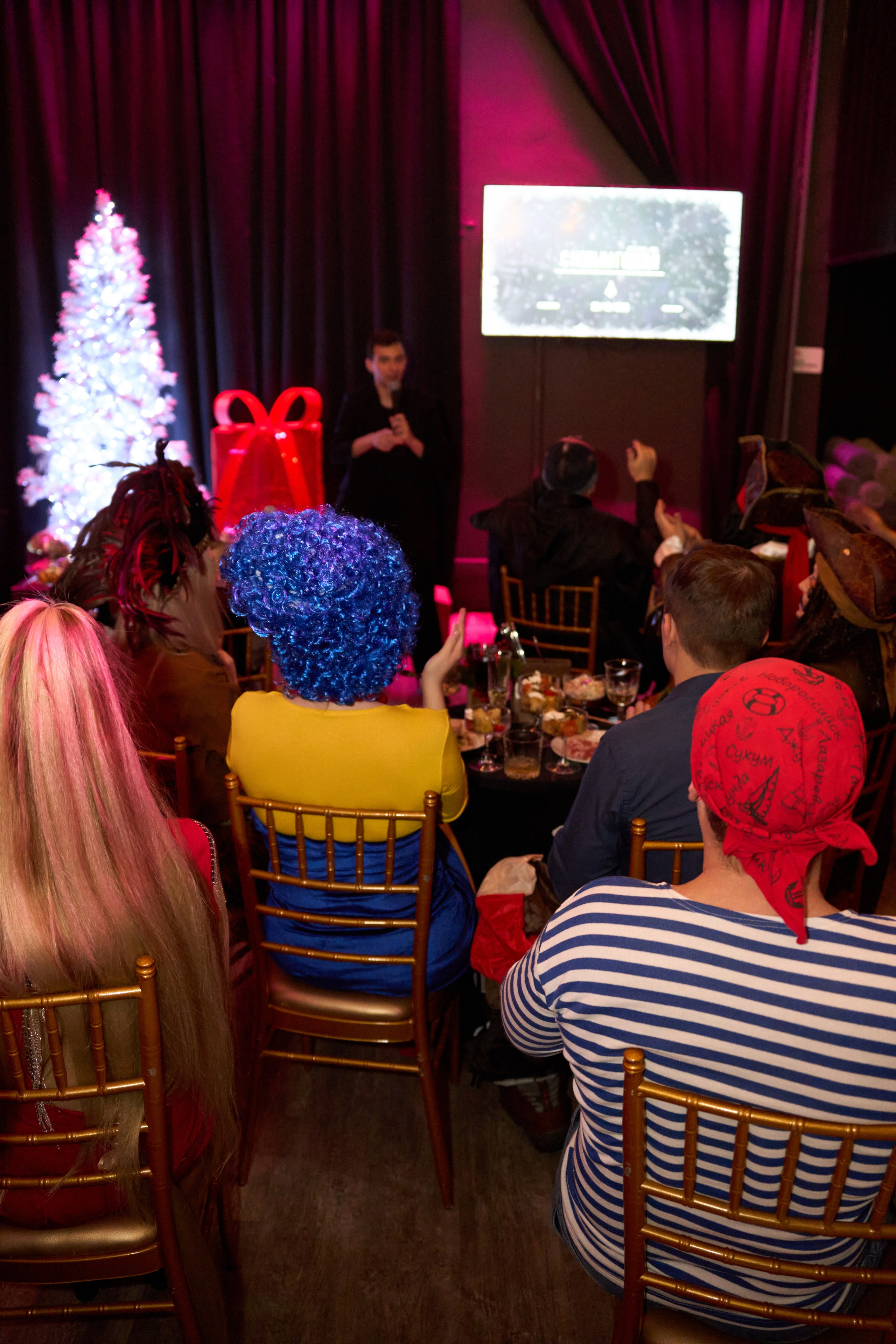 Новогодний корпоратив. Фотограф из Владивостока Юлия Черепова