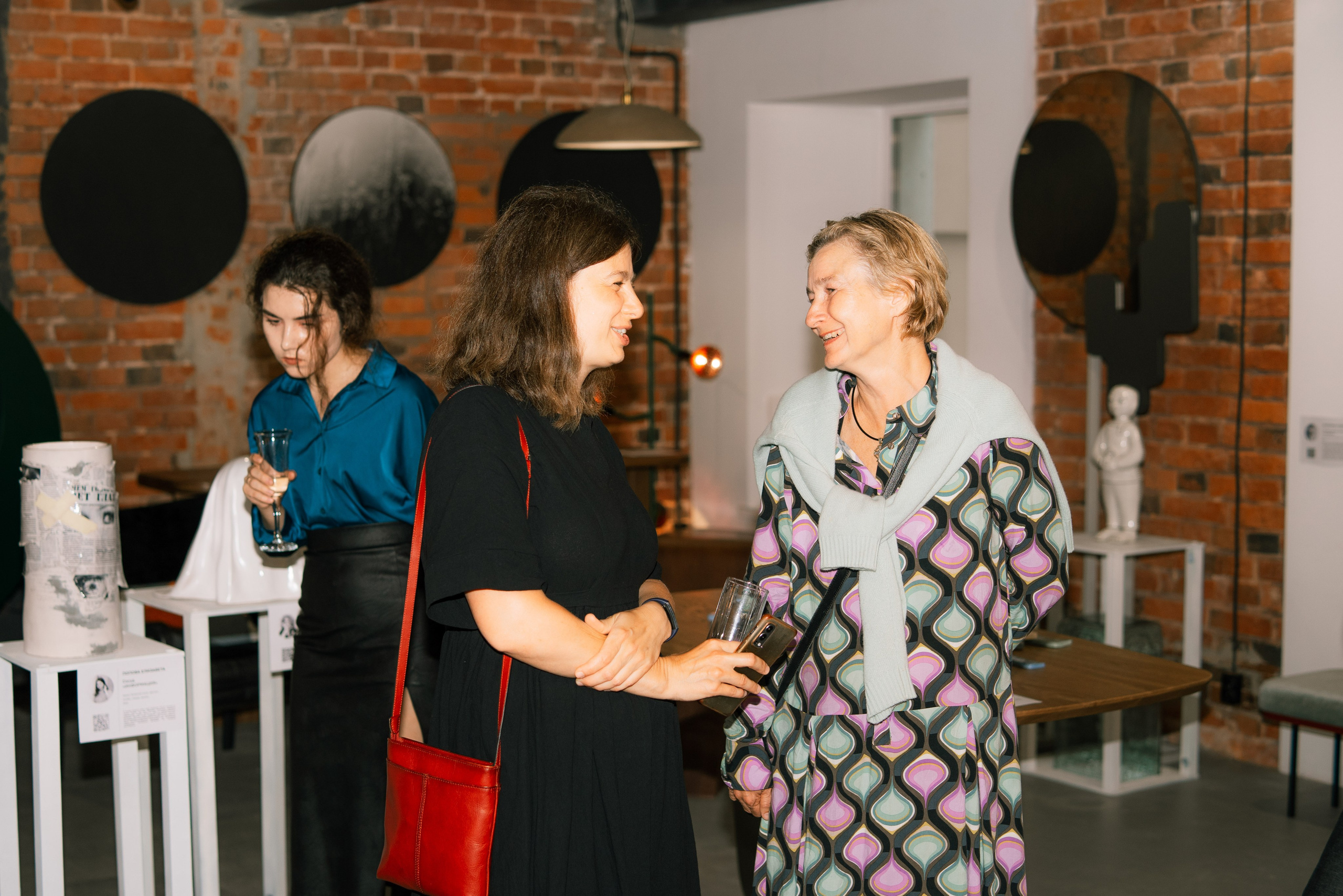 «10 из 10» Выставка магистров Строгановского университета, 2024. Авторская керамика в Москве, художник Екатерина Кудряшова