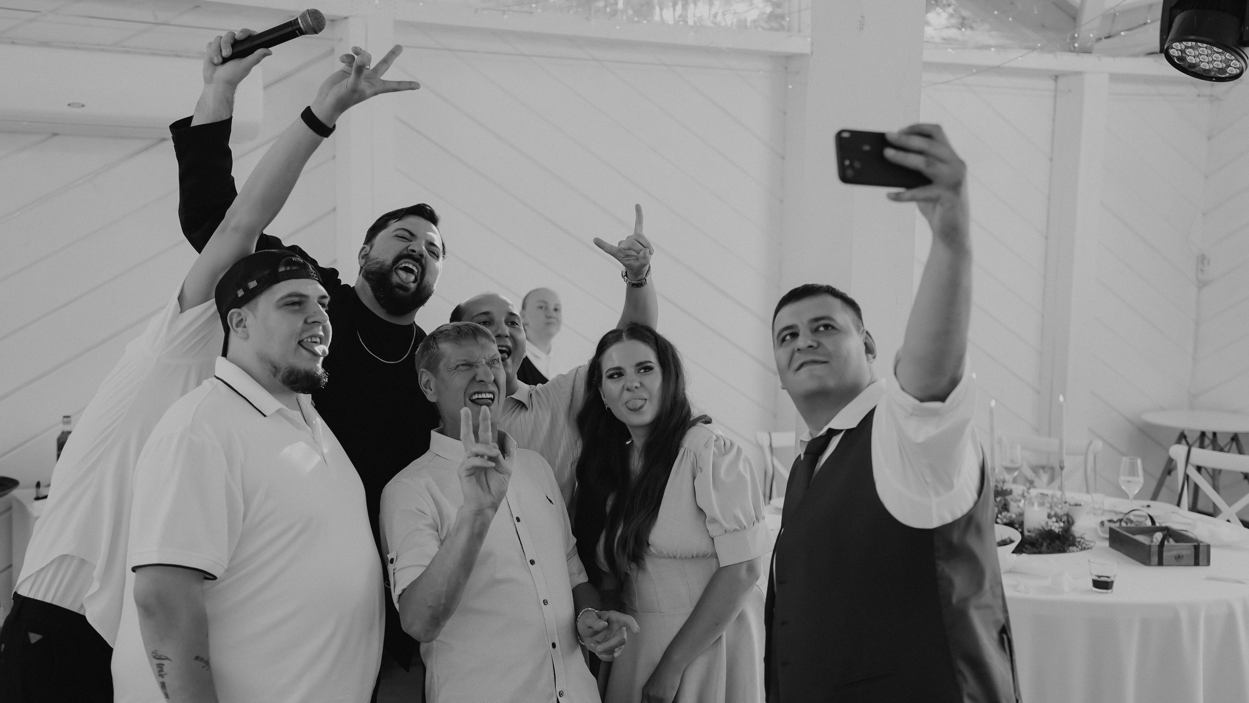 Ведущий Сурай. Подрядчики и друзья сети свадебных площадок House for wedding