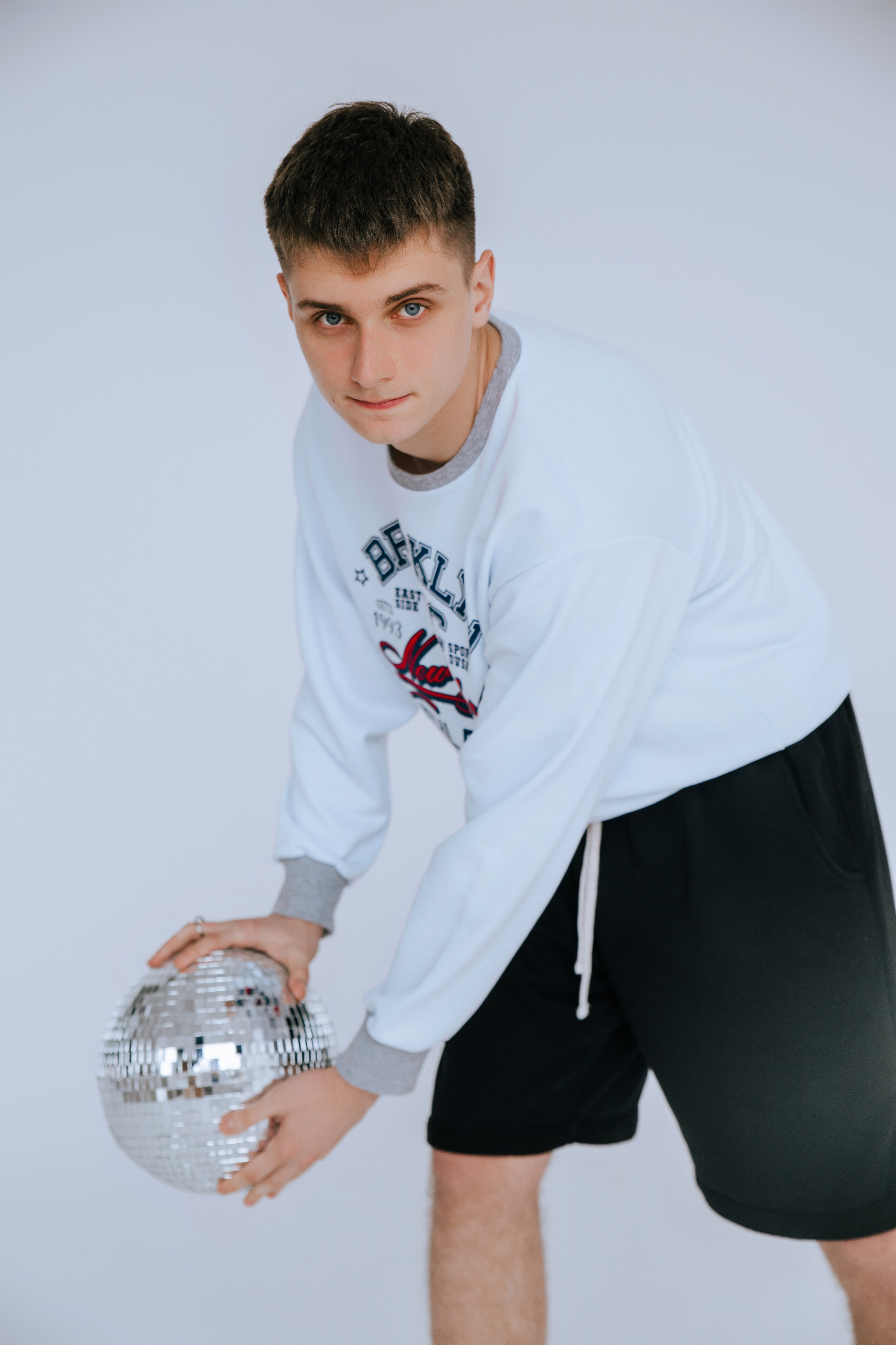 11А — школа № 17 Выпуск 2024. Фотограф Ярмишко Дарья. Выпускные фотокниги