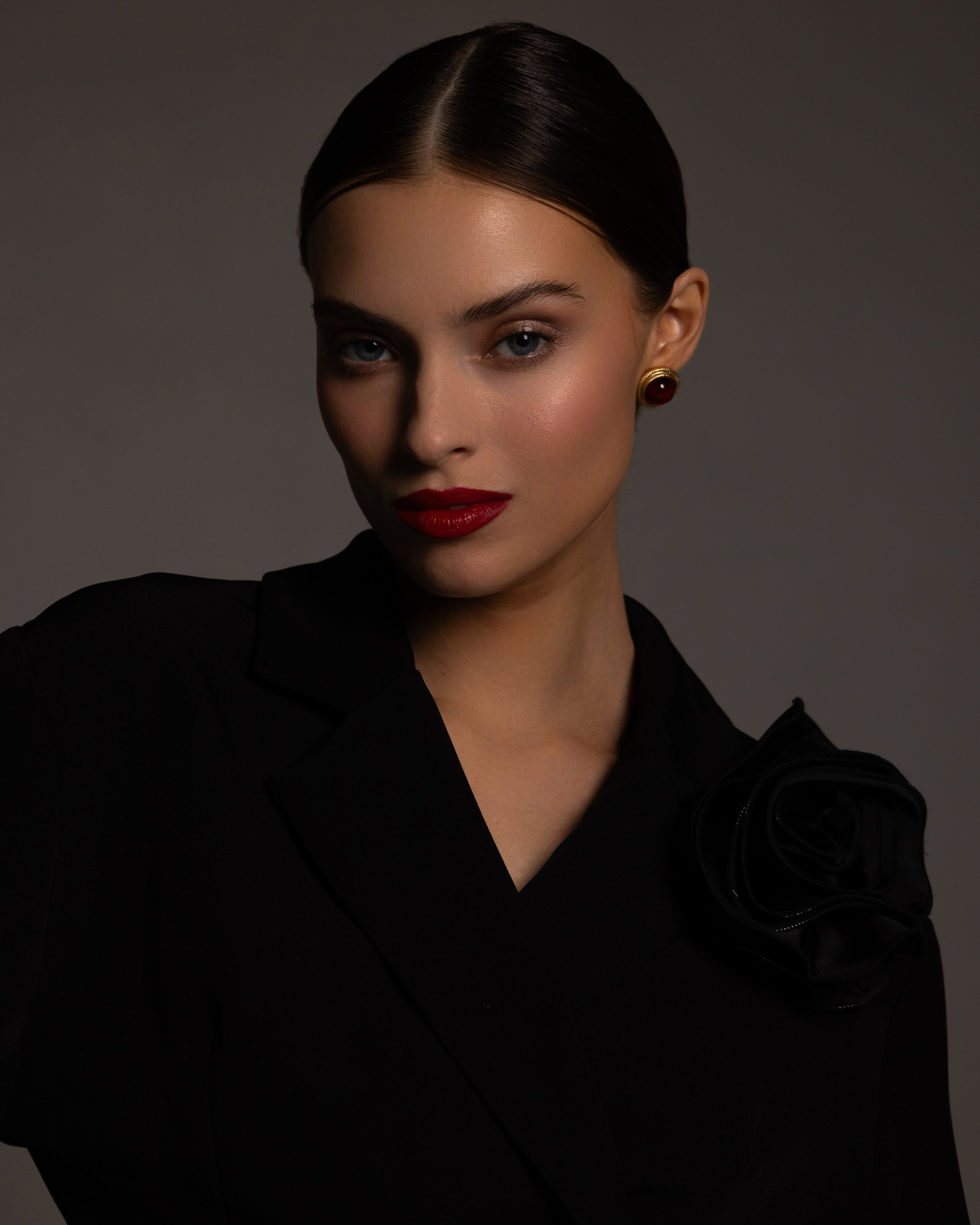 Арина. Привет! Меня зовут Александра Капыш и я фотограф из Москвы