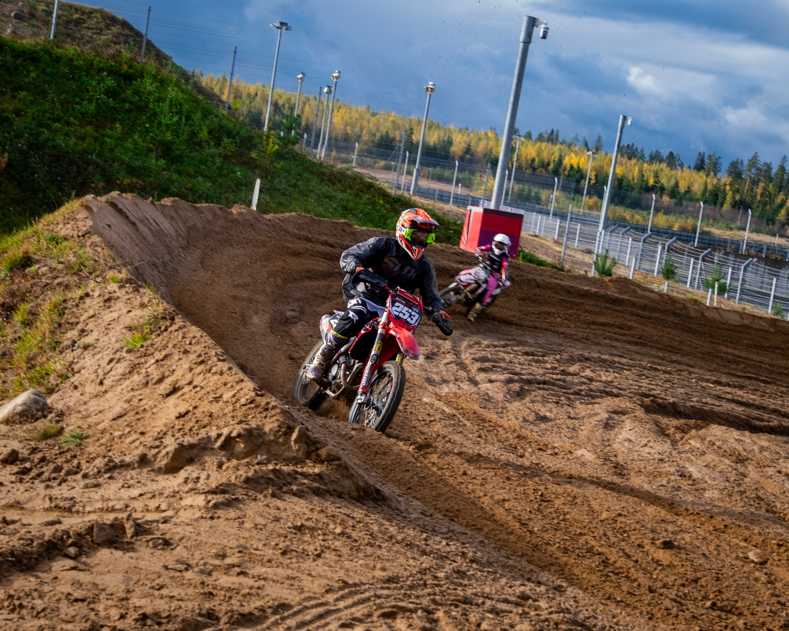 Мотокросс (Игора Драйв). Автомобильные фотографии и рисунки в Санкт-Петербурги Пашков Дмитрий