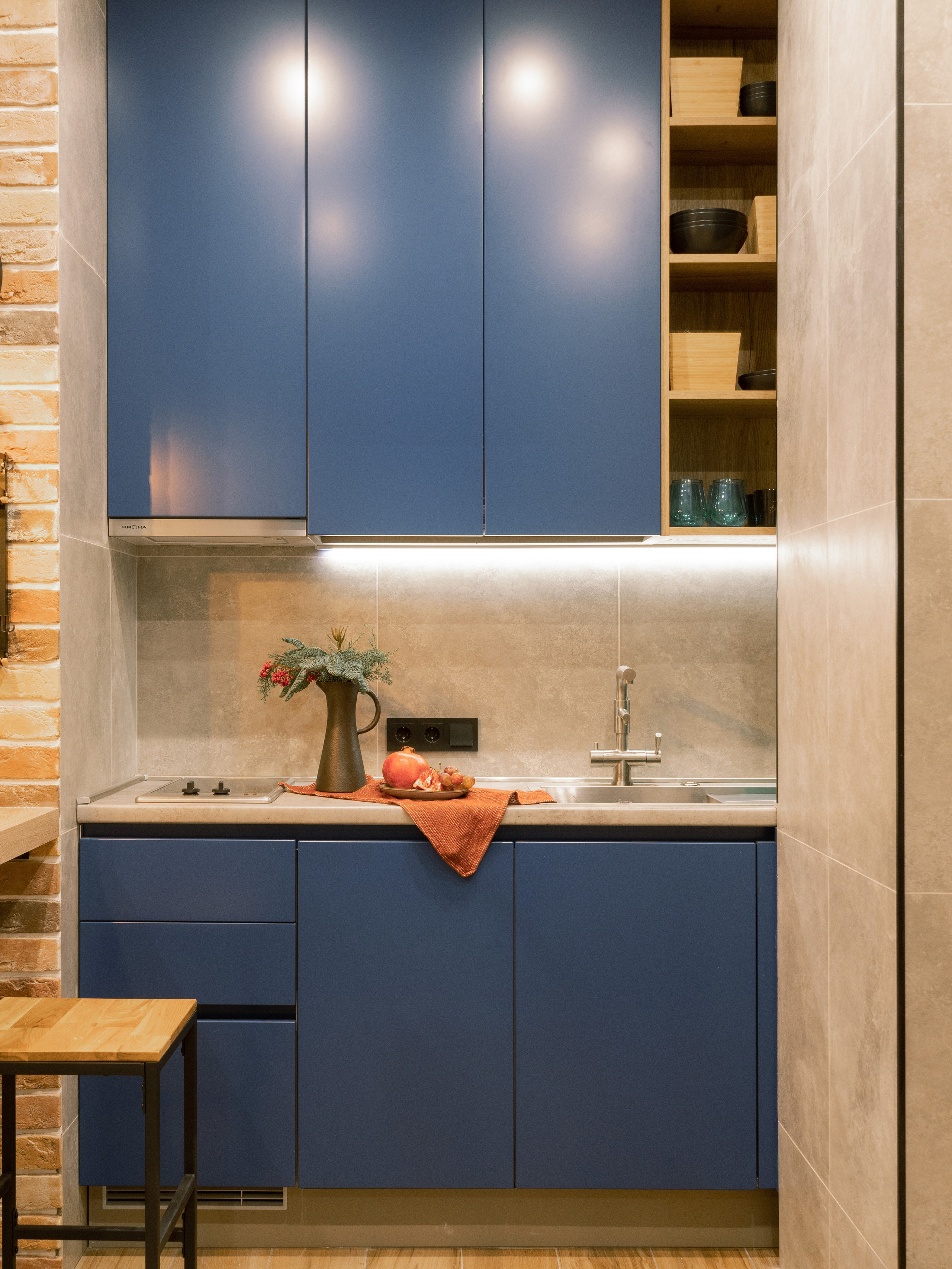 Мебель для кухни на заказ интерьерная фотография