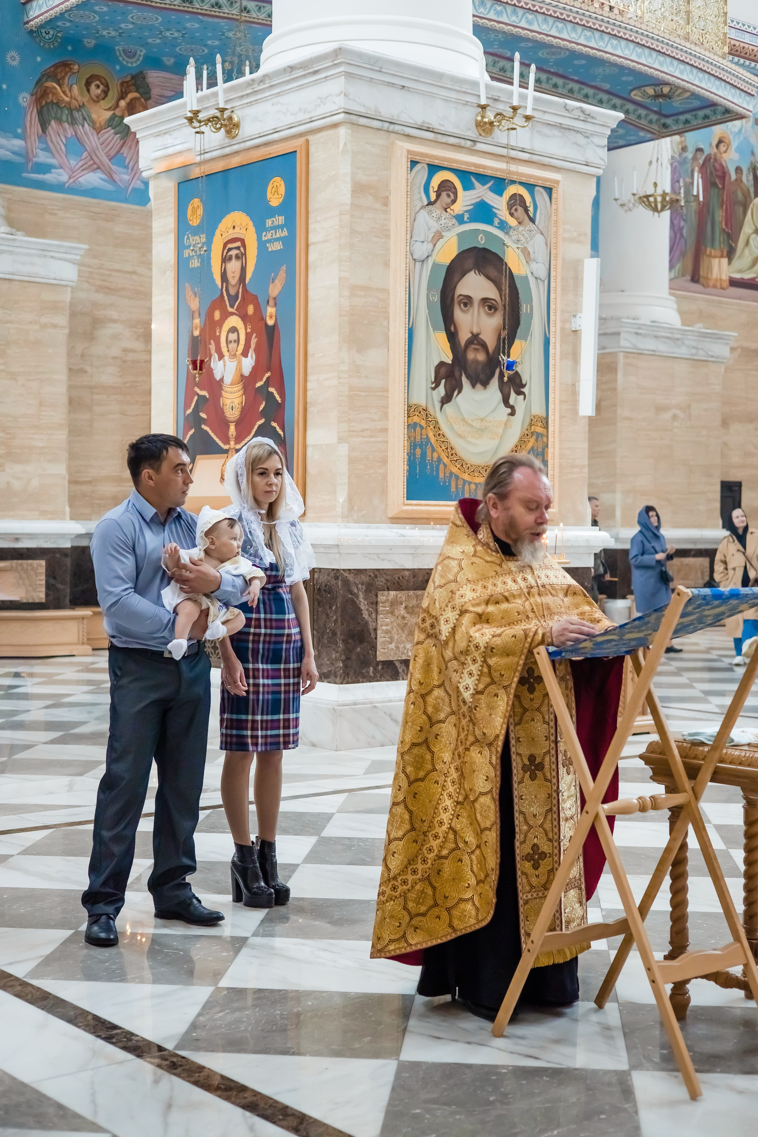 Таинство крещения. Фотограф Newborn, семейный фотограф во Владивостоке Ольга Казакова