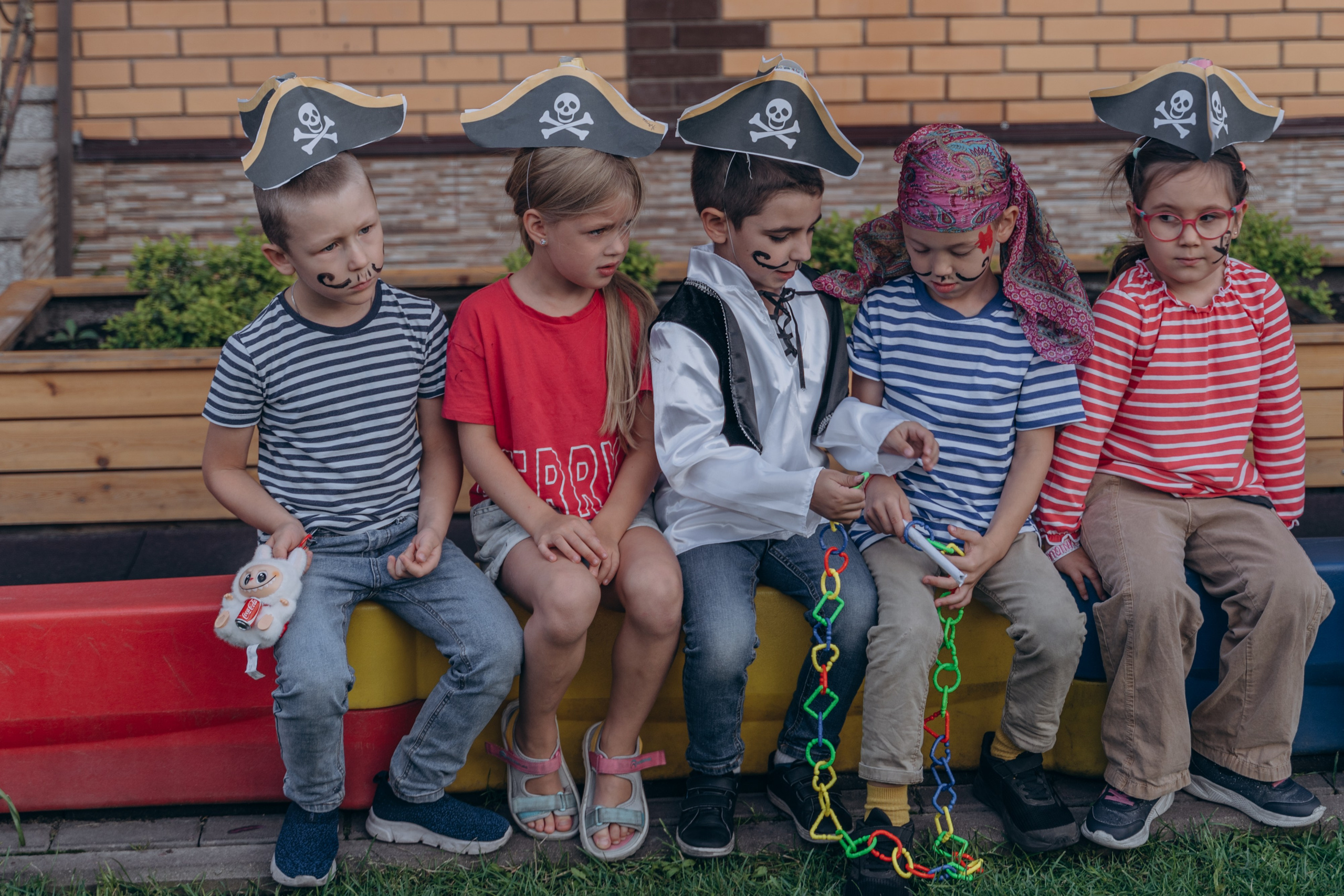 Пиратская вечеринка. MILATE — выпускные альбомы, фотосессии и видео в Москве