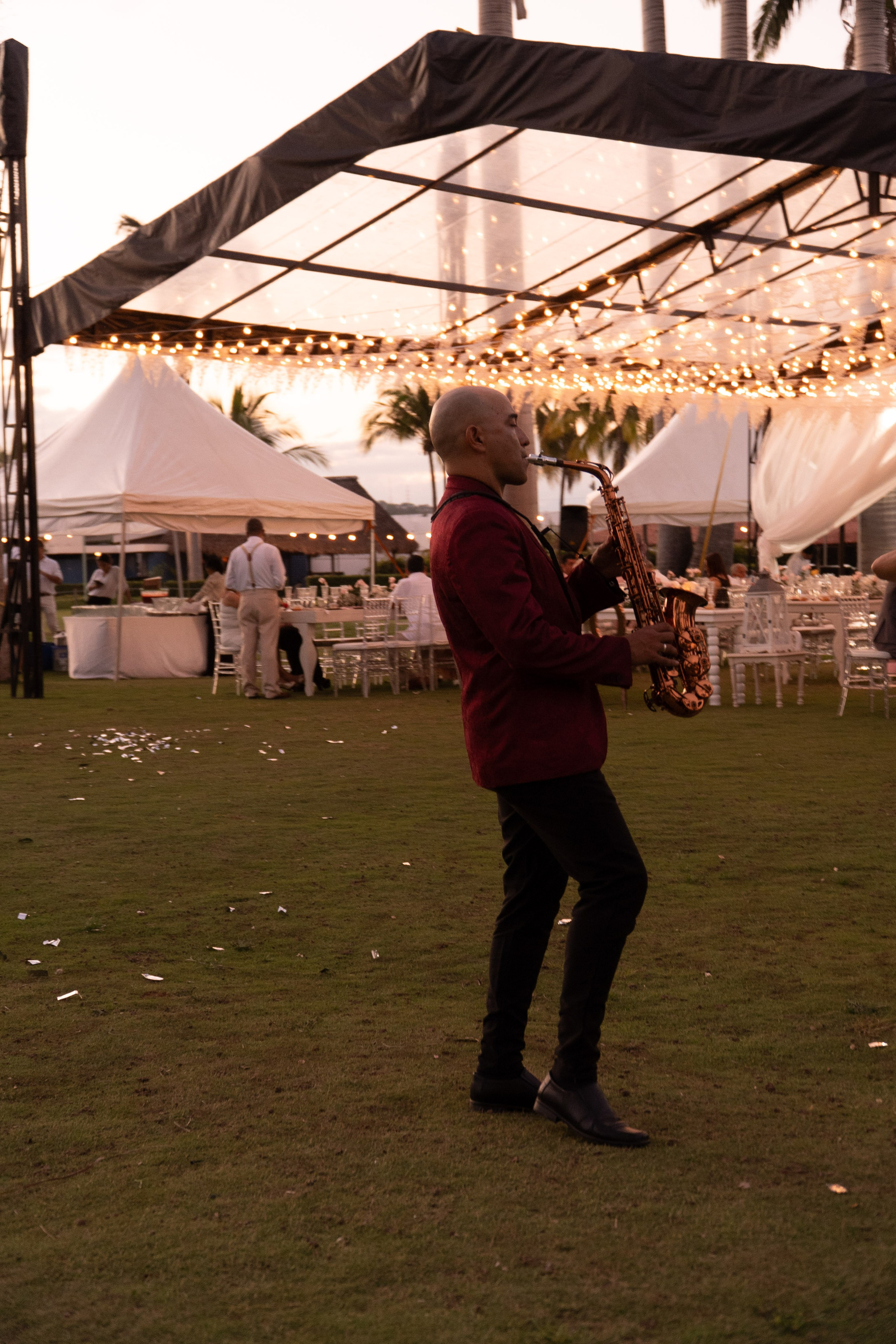 Carola & Gerson. Wedding Photographer in Barcelona and Medellin