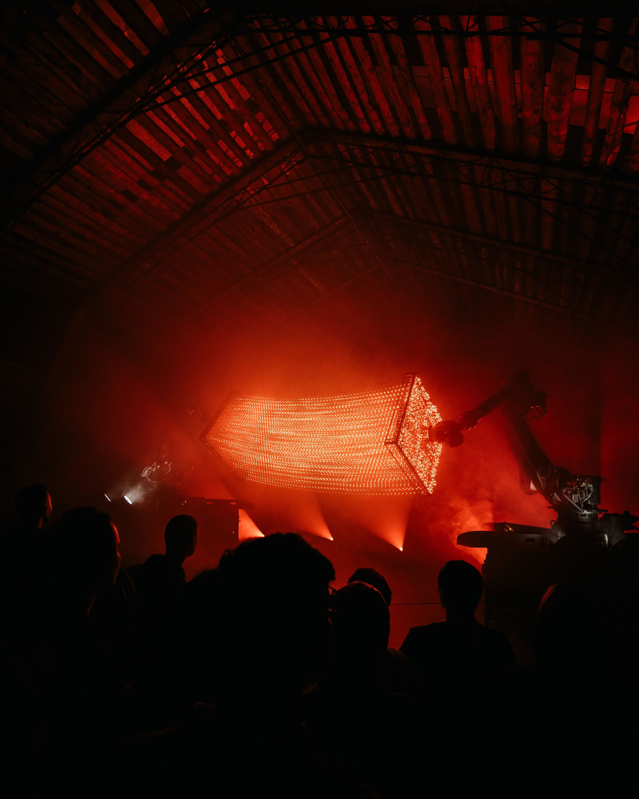 LYM x НУР / 2025. Саша Копылов, фотограф в Казани