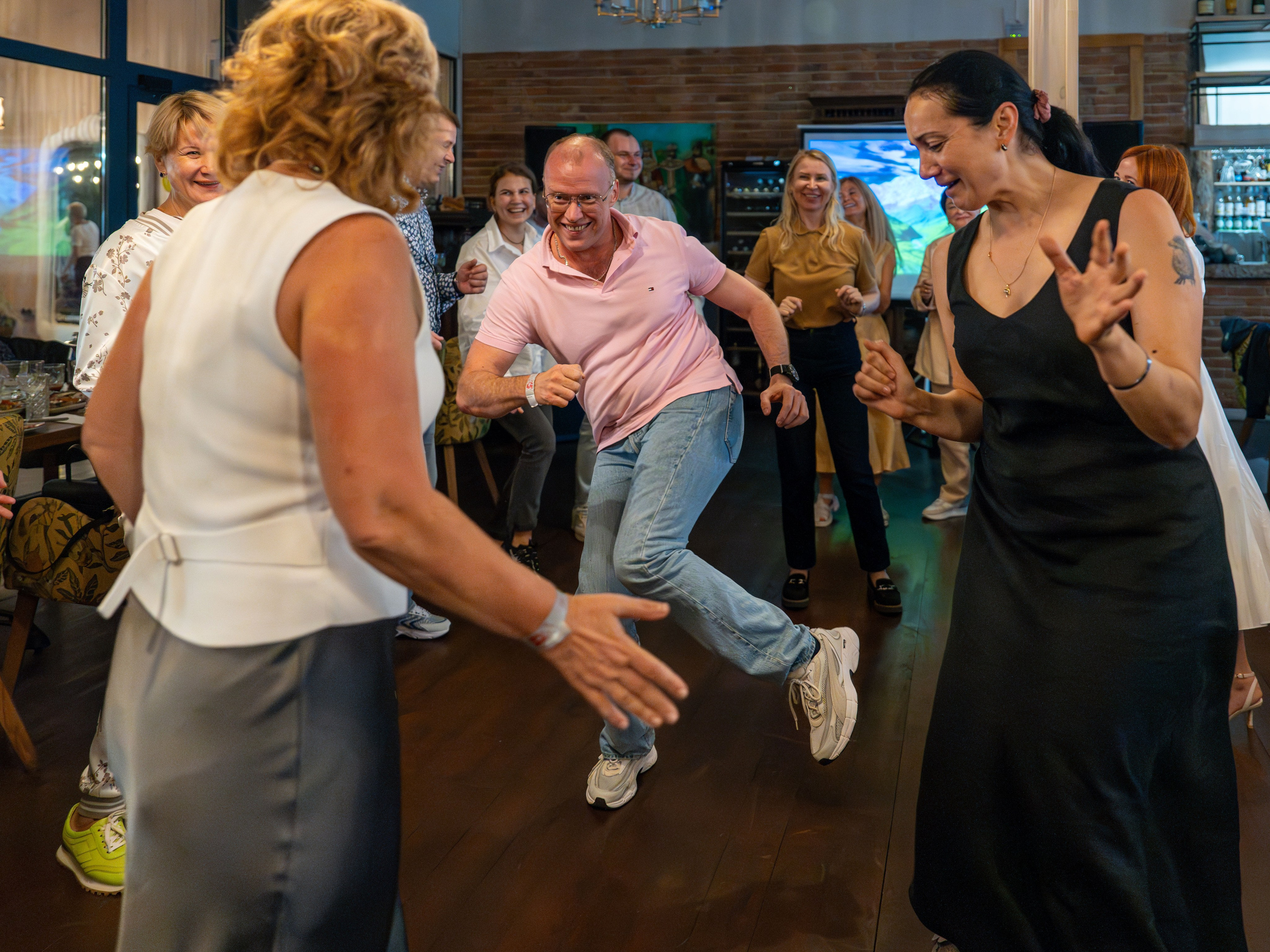 MICE мероприятие для компании Р-фарм. Репортажный фотограф в Красной Поляне и Сочи Павлюченко Екатерина