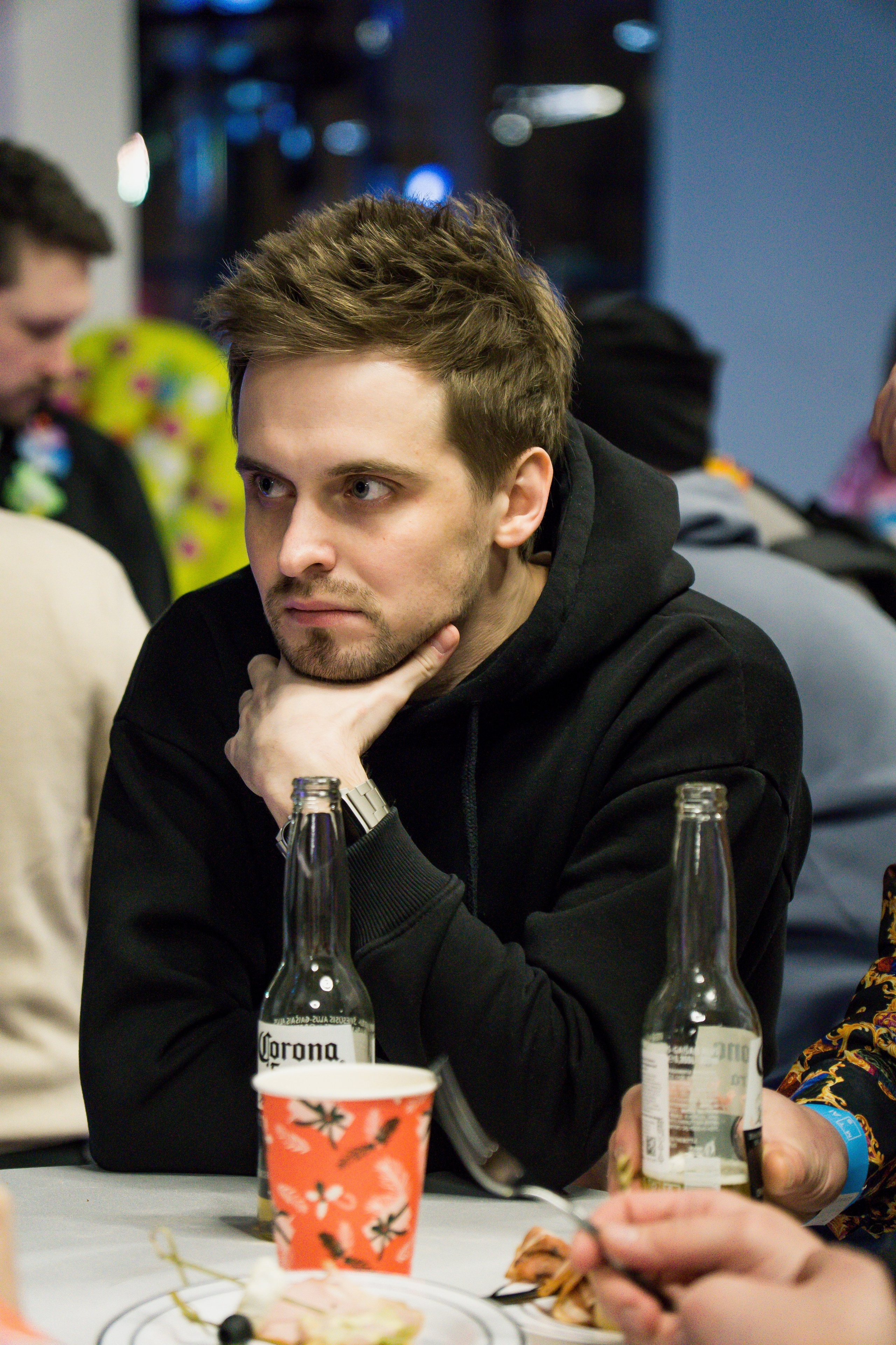 МТС корпоратив Гавайская вечеринка. Фотограф