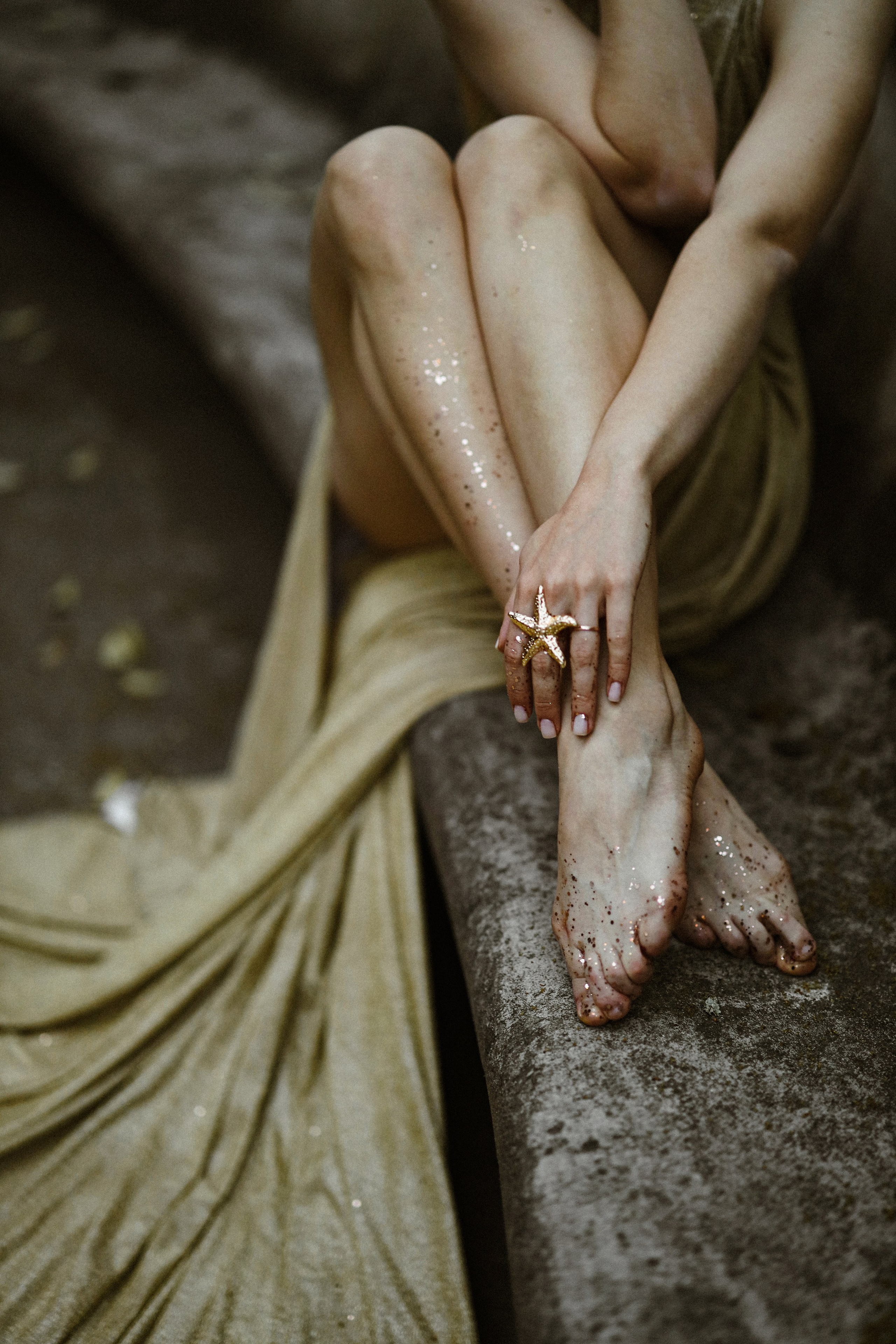 Фотосессия в заброшенном здании для Софии, Сухум, Абхазия. Свадебный и семейный фотограф в Абхазии Жанна Соснина