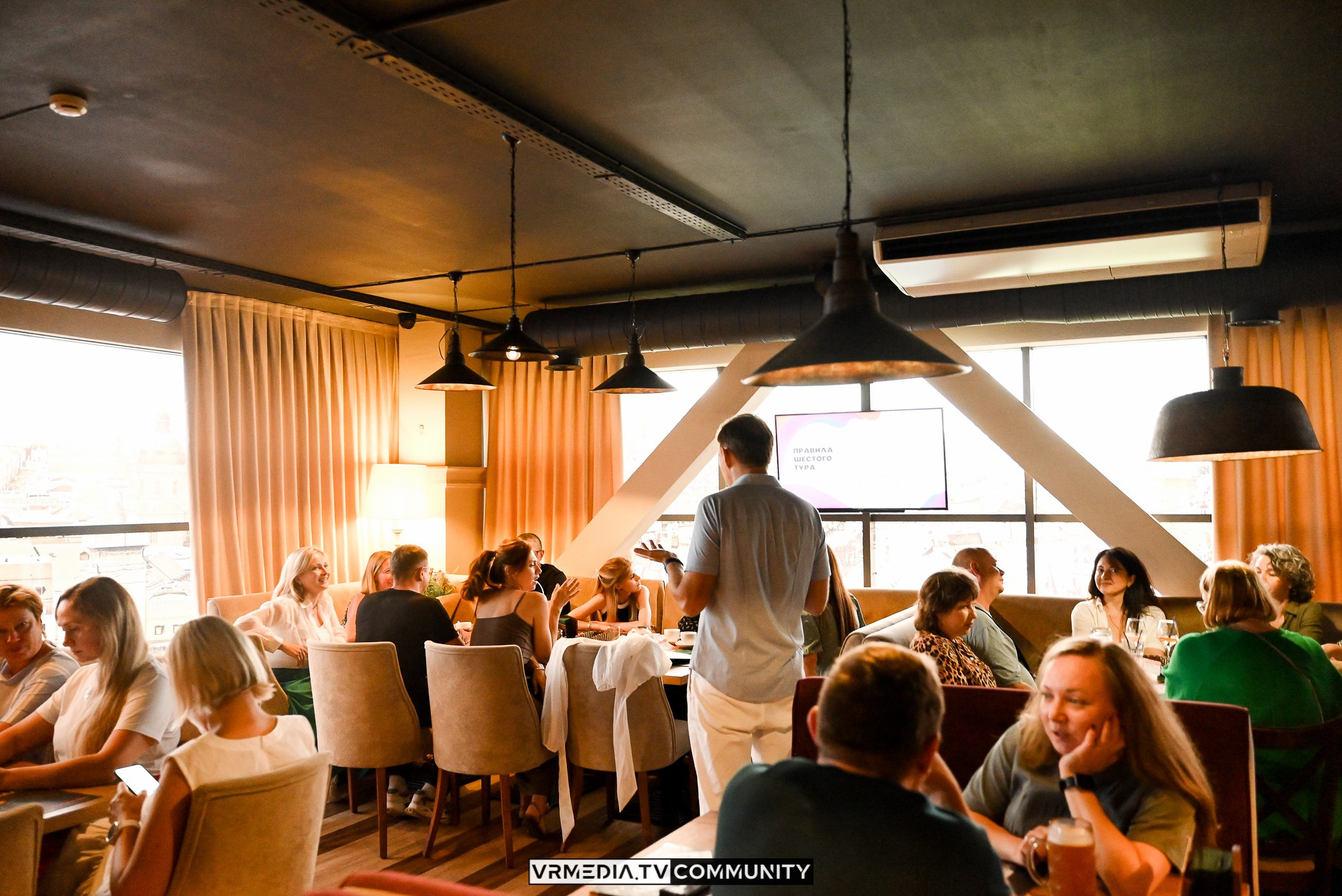 Ресторан «Мюнхен»: Эйнштейн Party