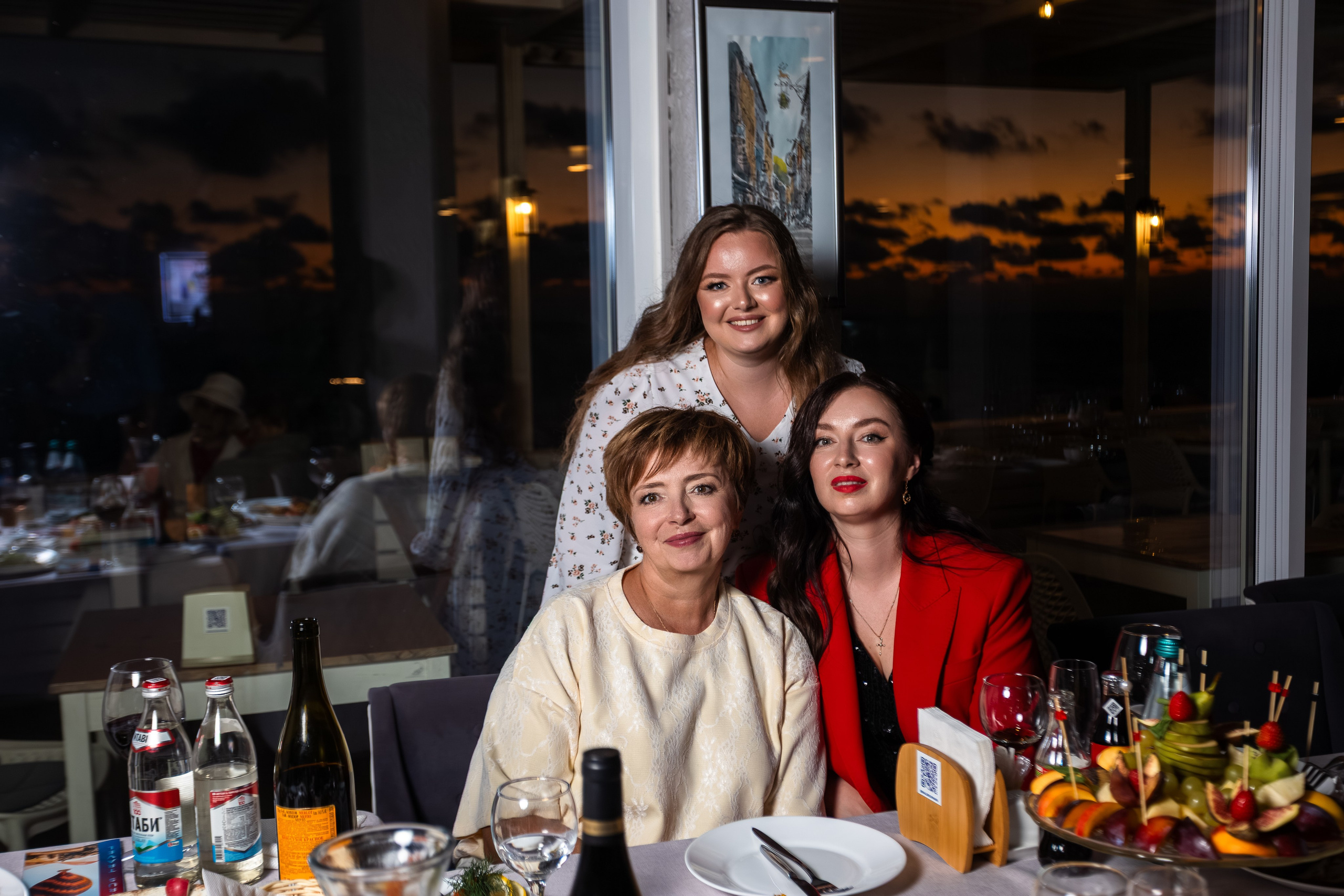 Юбилей в кафе «Парус». Репортажный фотограф Анапа