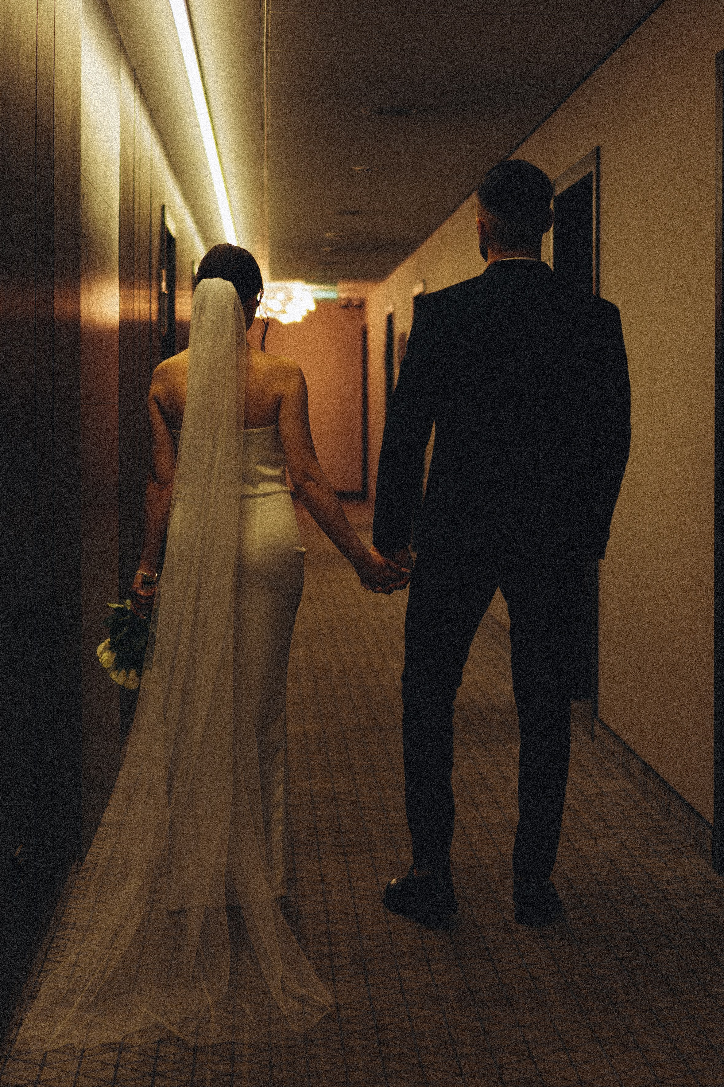 СВАДЕБНАЯ СЬЕМКА СБОРОВ ЖЕНИХА И НЕВЕСТЫ В ОТЕЛЕ И ТАКЖЕ ФОТОСЕССИИЯ В ОТЕЛЕЕ МЕГАПОЛИС БРЯНСК. Профессиональный фотограф, Санкт-Петербург — Виктория Богомолова