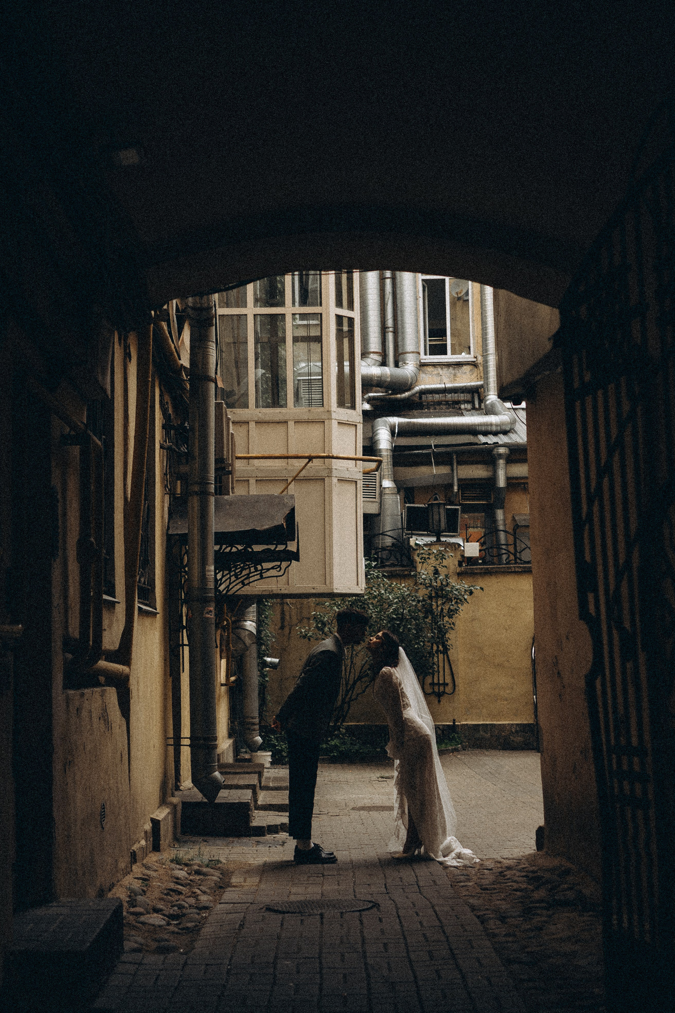 СВАДЕБНАЯ ПРОГУЛКА ВОЗЕ ИСАИКЕВСКОГО СОБОРА АСТОРИИ И ЗАКОНОДАЛЕТНОГО СОБРАНИЯ. Профессиональный фотограф, Санкт-Петербург — Виктория Богомолова