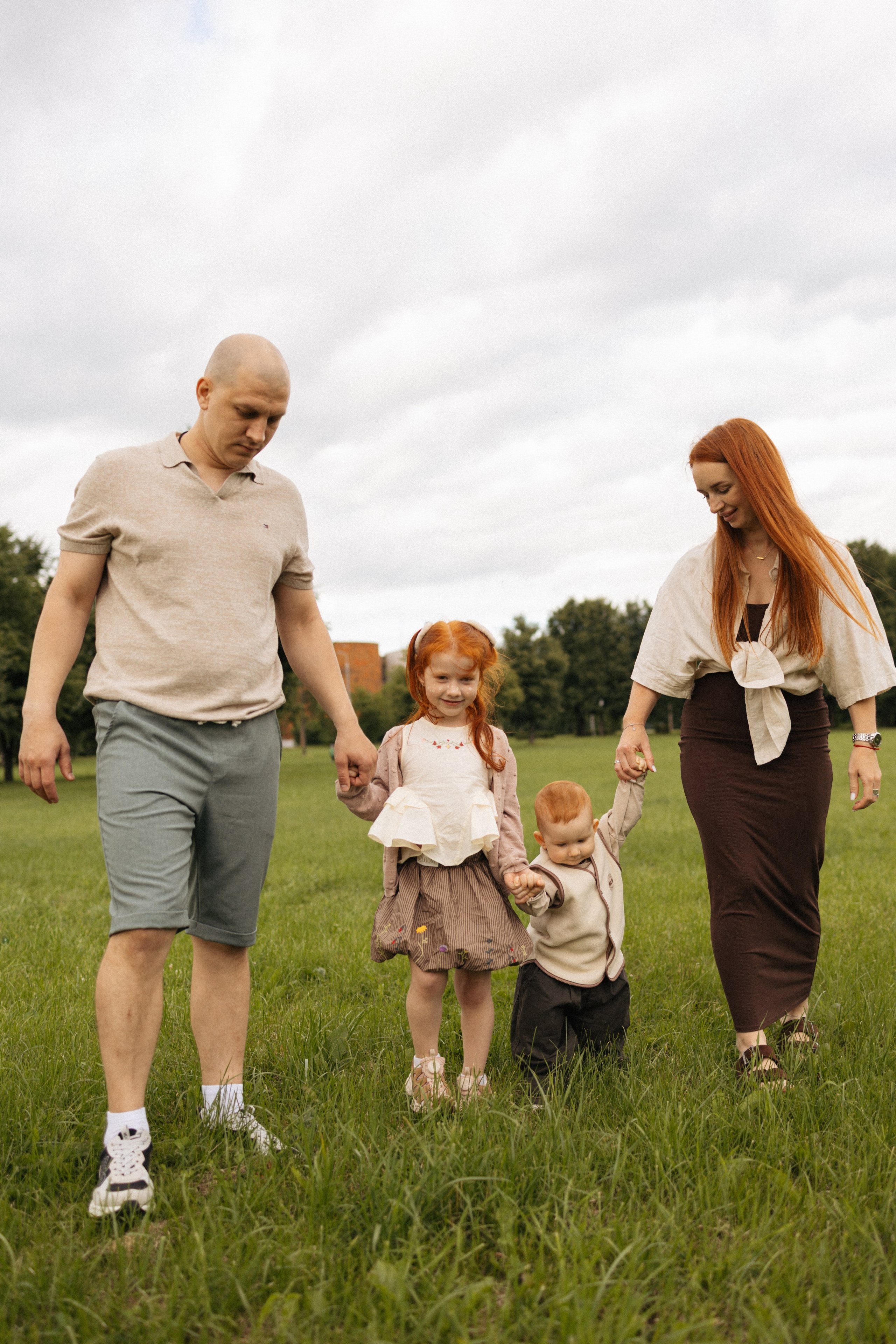 Фотосессия на 1 годик в Горках Ленинских — пикник на природе