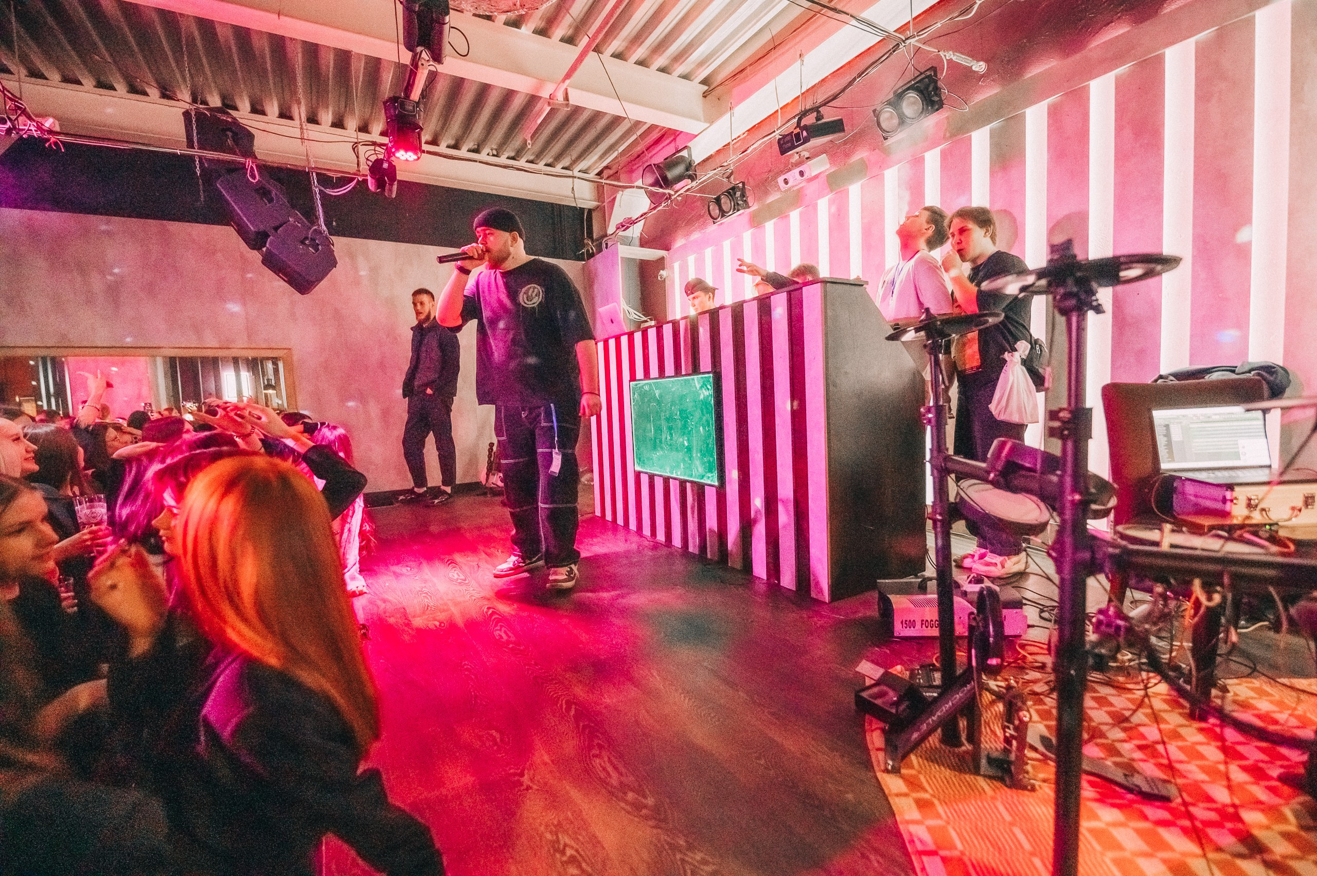 8 MARCH WOMENS DAY PARTY. Фотограф в Кемерово Владислав Шульц