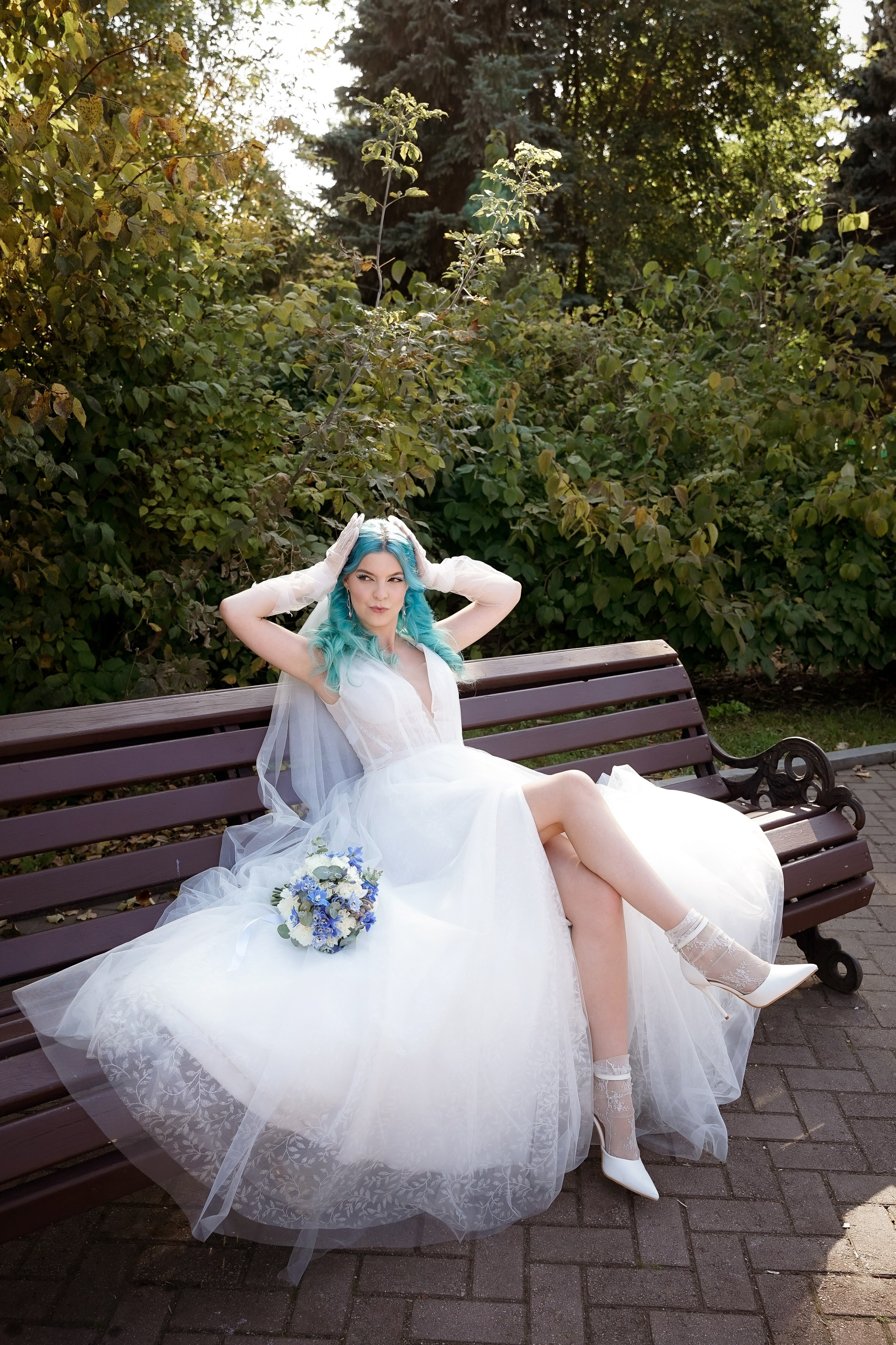 Свадебная прогулка в парке Екатеринбурга