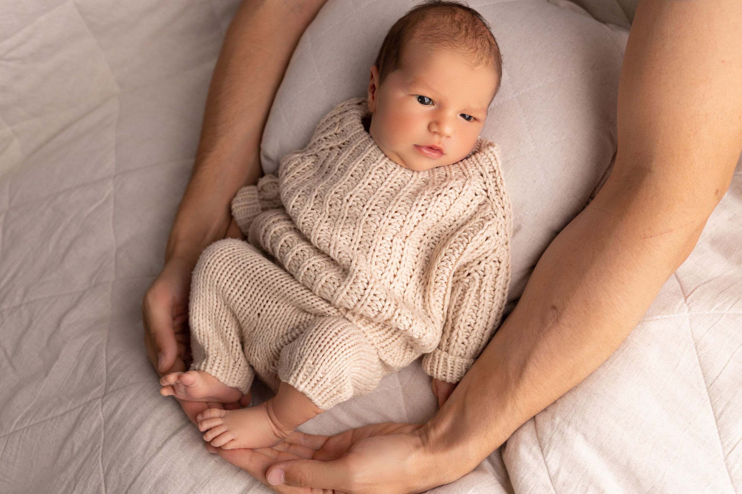 Newborn съемка в стиле Лайф. Фотограф новорожденных малышей в Омске и Омской области Эльвира Камаева