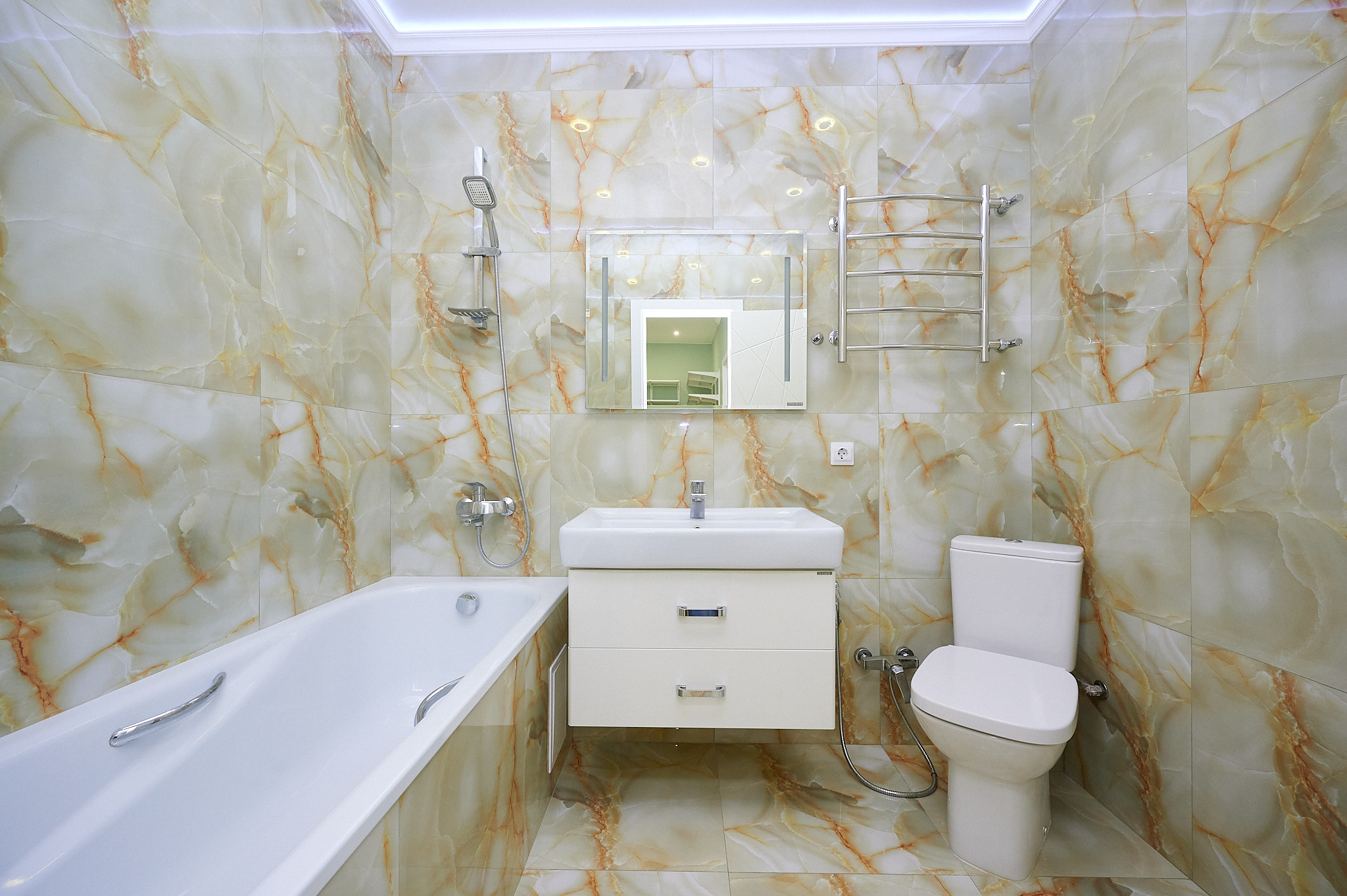 ванная комната мраморная плитка 