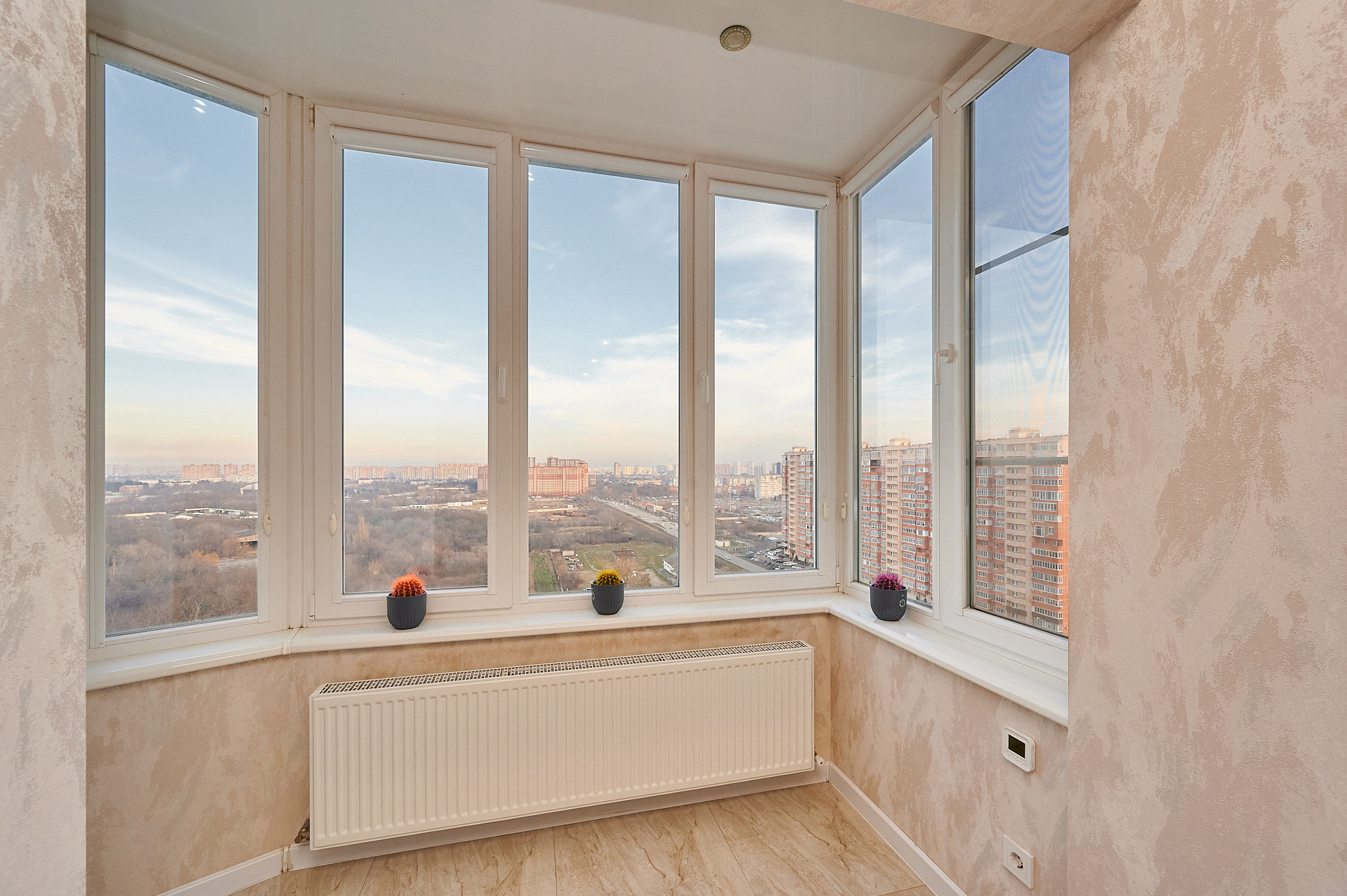 балкон современный стиль 