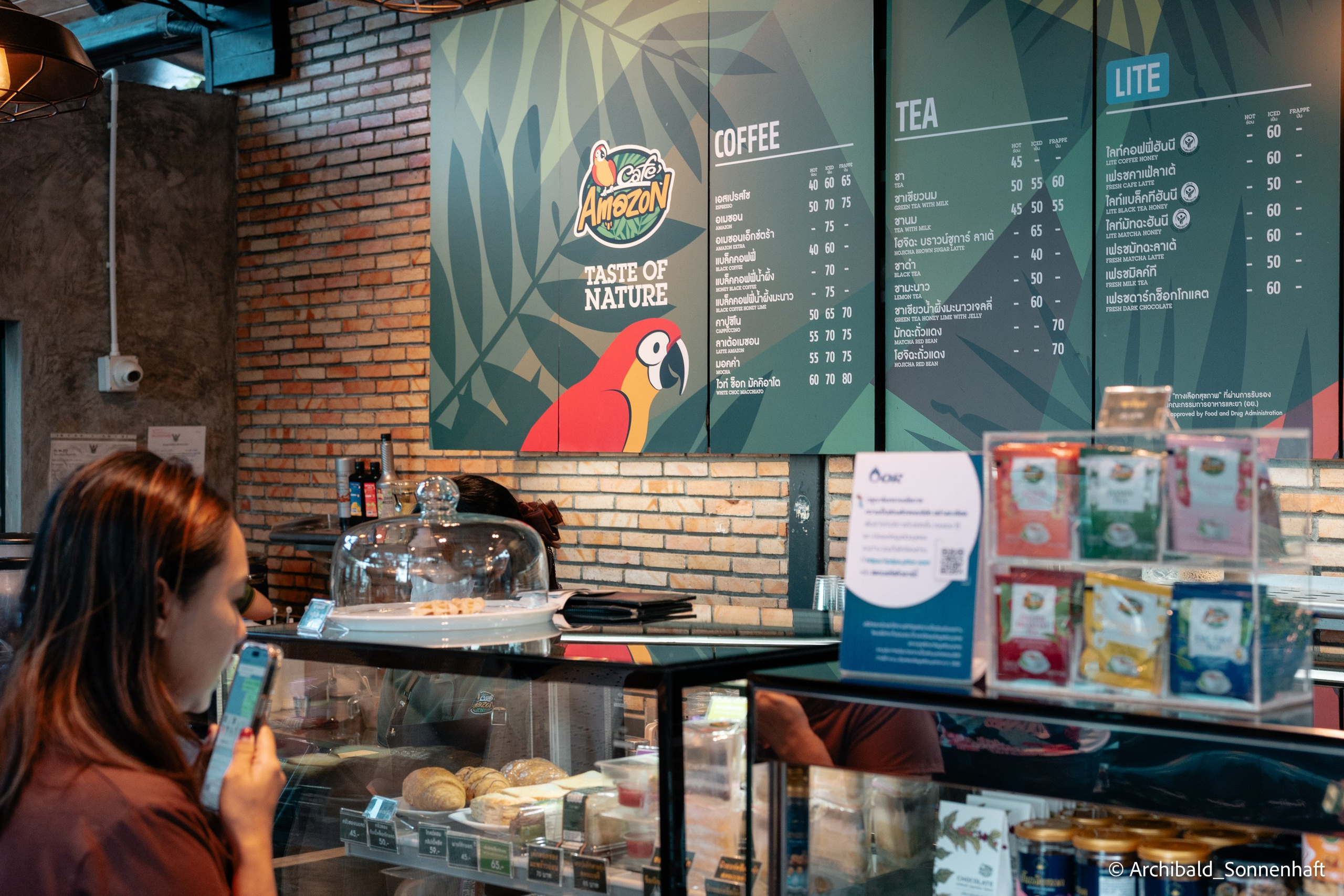 Thai monk. Photographer in Guangzhou, China. Archibald Sonnenhaft