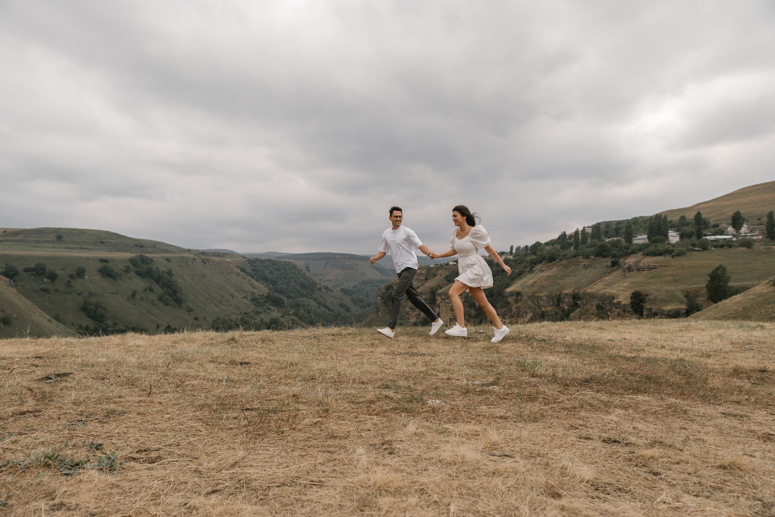 Love story Руслан и Лейла. Свадебный фотограф в Пятигорске и КМВ Софья Аджикеримова