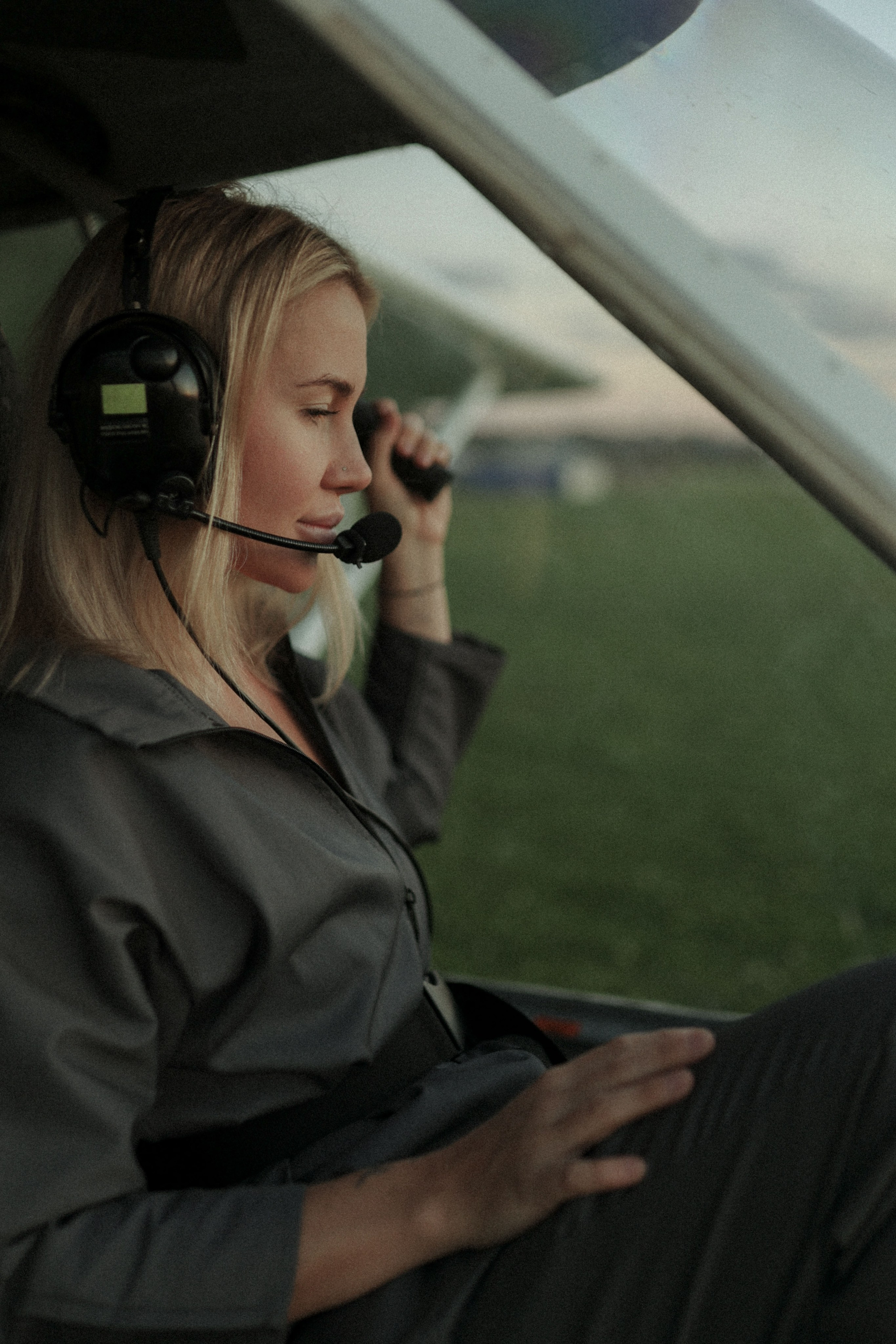Самолет. Детский и семейный фотограф, съемка новорожденных Москва