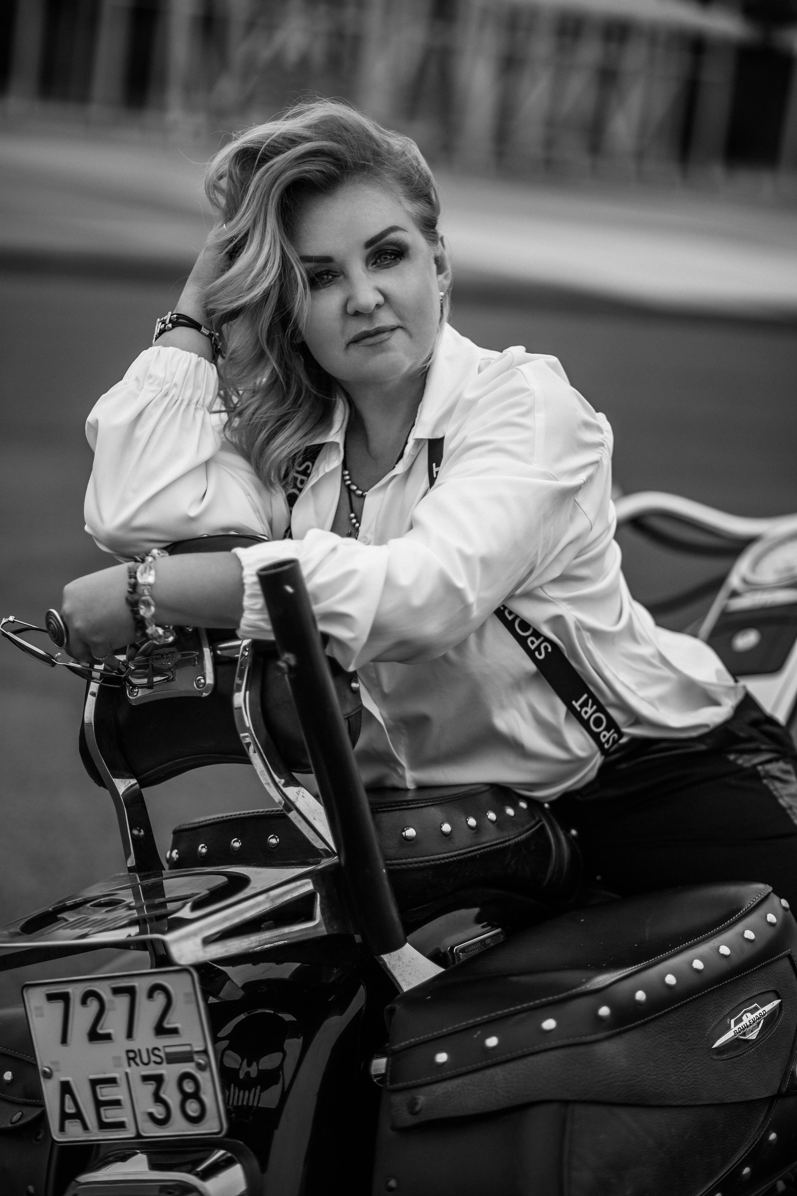 С мотоциклами и автомобилями. Nadin.K фотограф Иркутск, Байкал, Братск