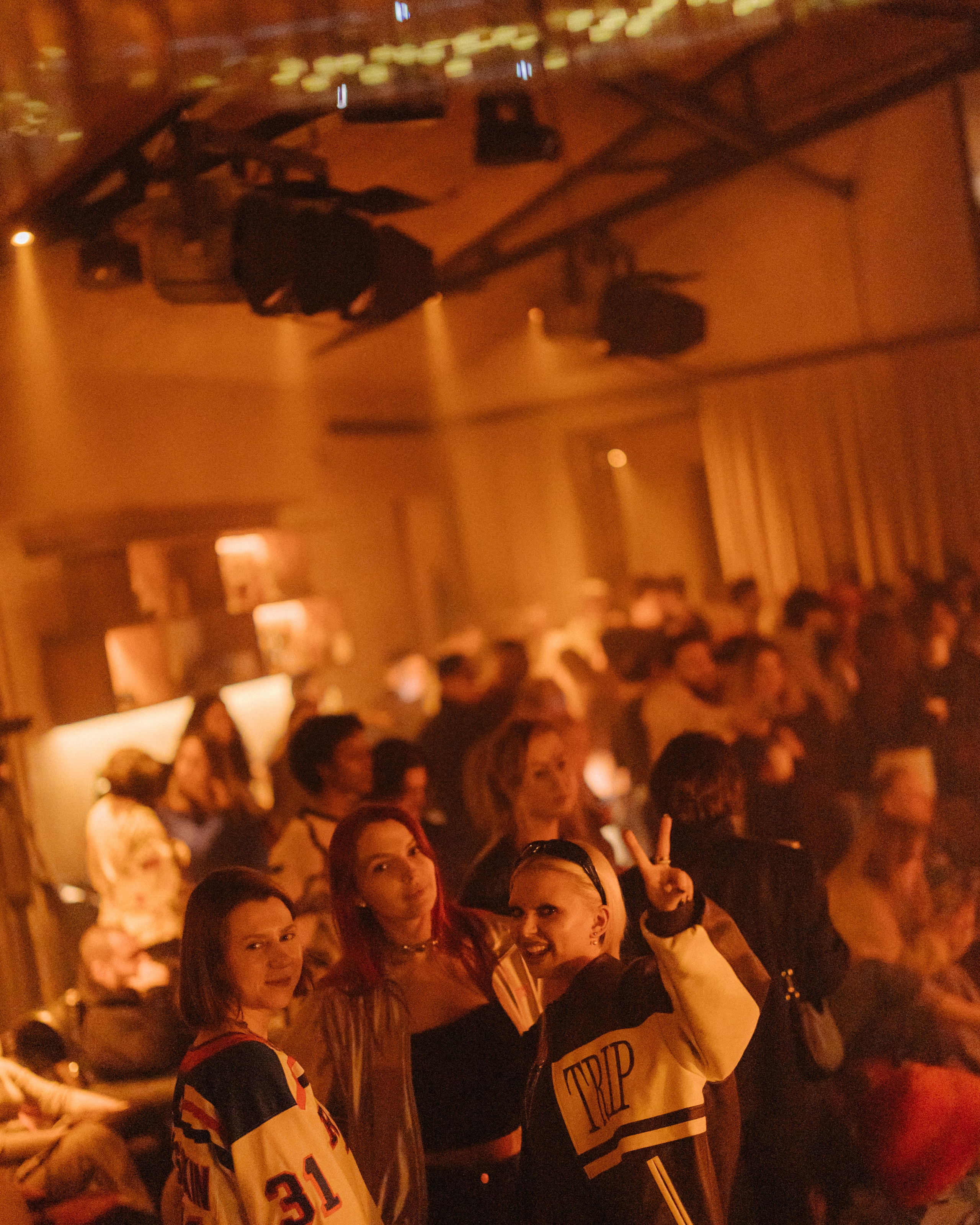 Connected sessions #1 ph by @Johnny_2d / at.оригинал. TENZO | Creative Producer / Art Director