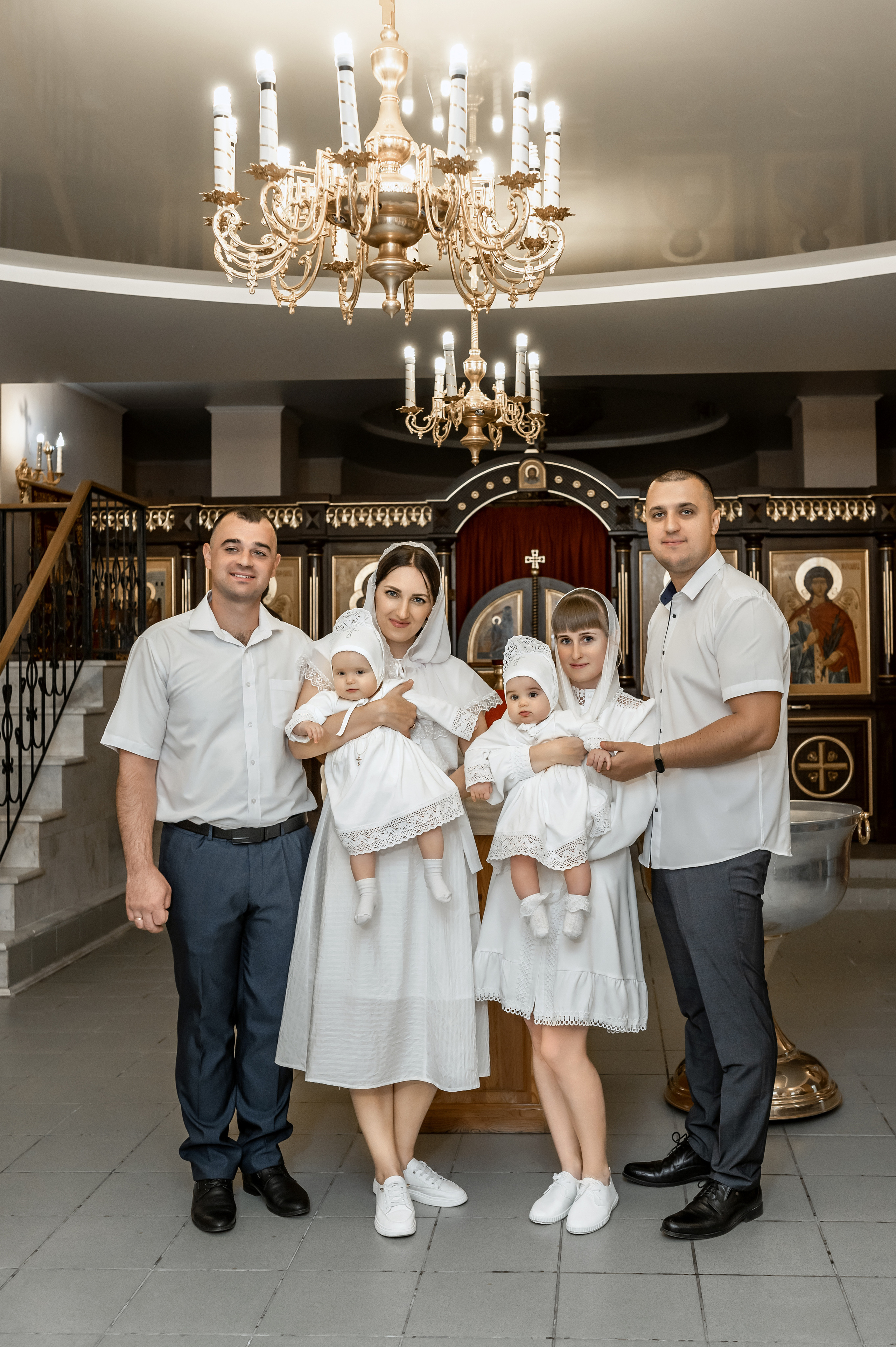 Крещение Карины и Стефании. Церковный фотограф на Таинство Крещения и Венчания в Оренбурге и Оренбургской области Екатерина Белкина