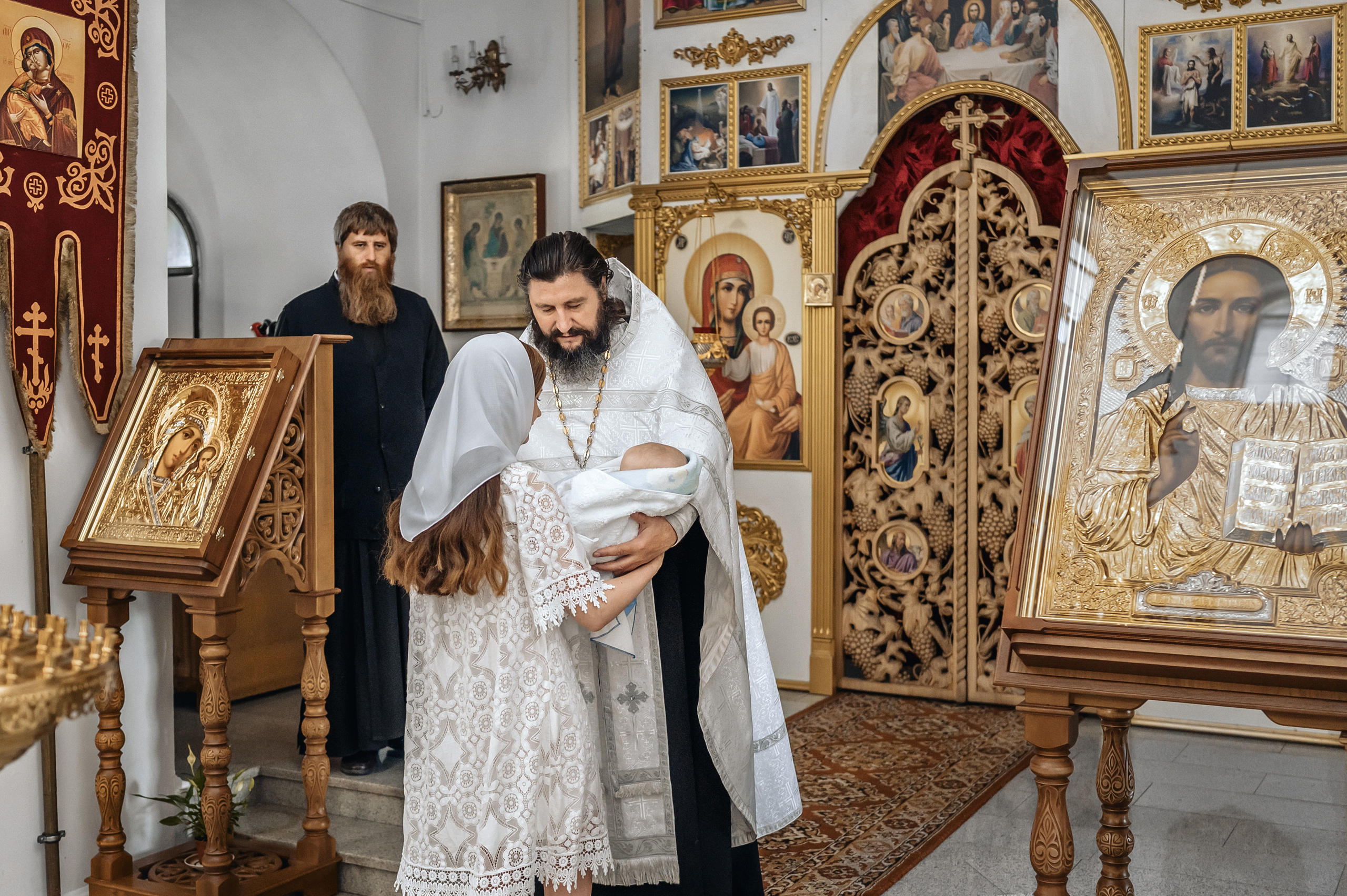 Крещение Никиты Сакмара. Церковный фотограф на Таинство Крещения и Венчания в Оренбурге и Оренбургской области Екатерина Белкина