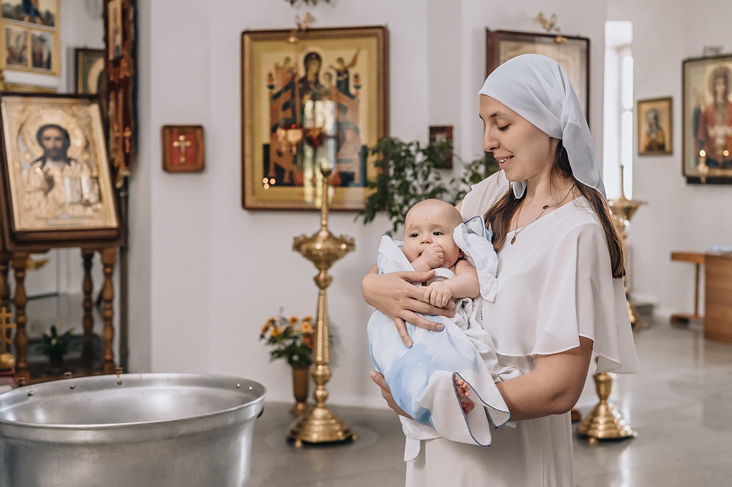 Крещение Никиты Сакмара. Церковный фотограф на Таинство Крещения и Венчания в Оренбурге и Оренбургской области Екатерина Белкина