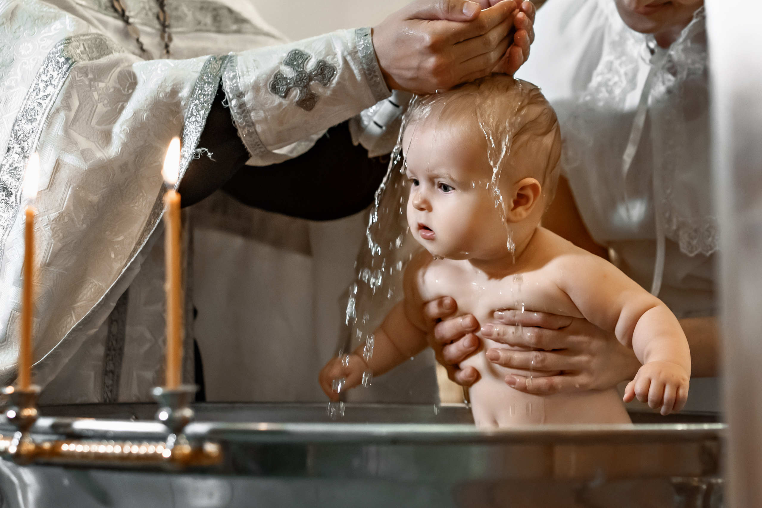 Крещение Карины и Стефании. Церковный фотограф на Таинство Крещения и Венчания в Оренбурге и Оренбургской области Екатерина Белкина