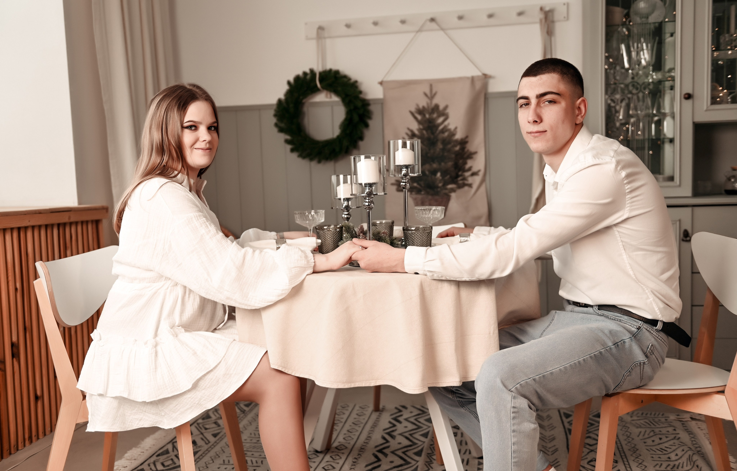 Новогодняя семейная. Свадебный, семейный, детский, контент фотограф в Омске Максим Ильин