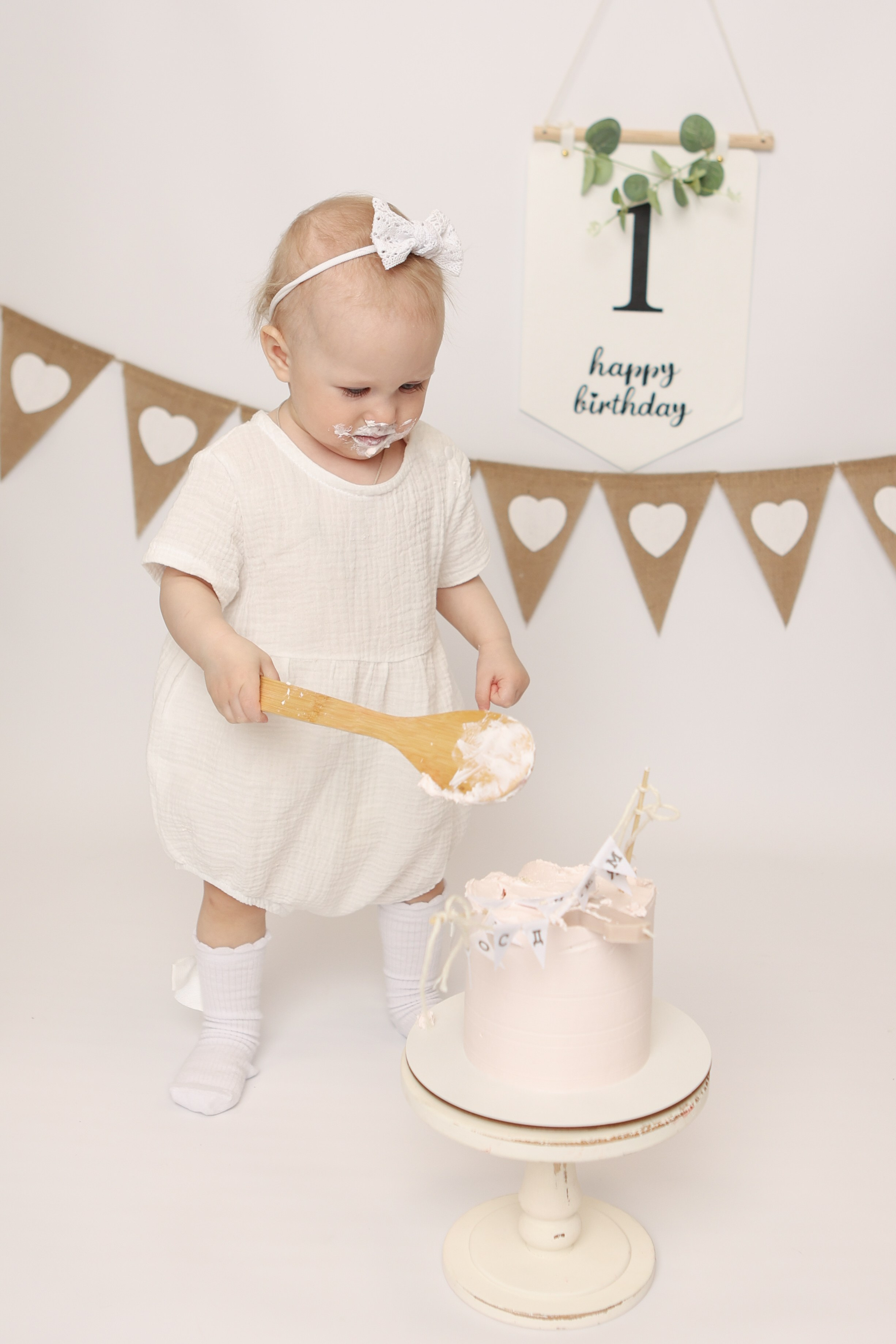 Крушение тортика. Фотограф новорожденных. Детский и семейный фотограф Марьяна Юдина