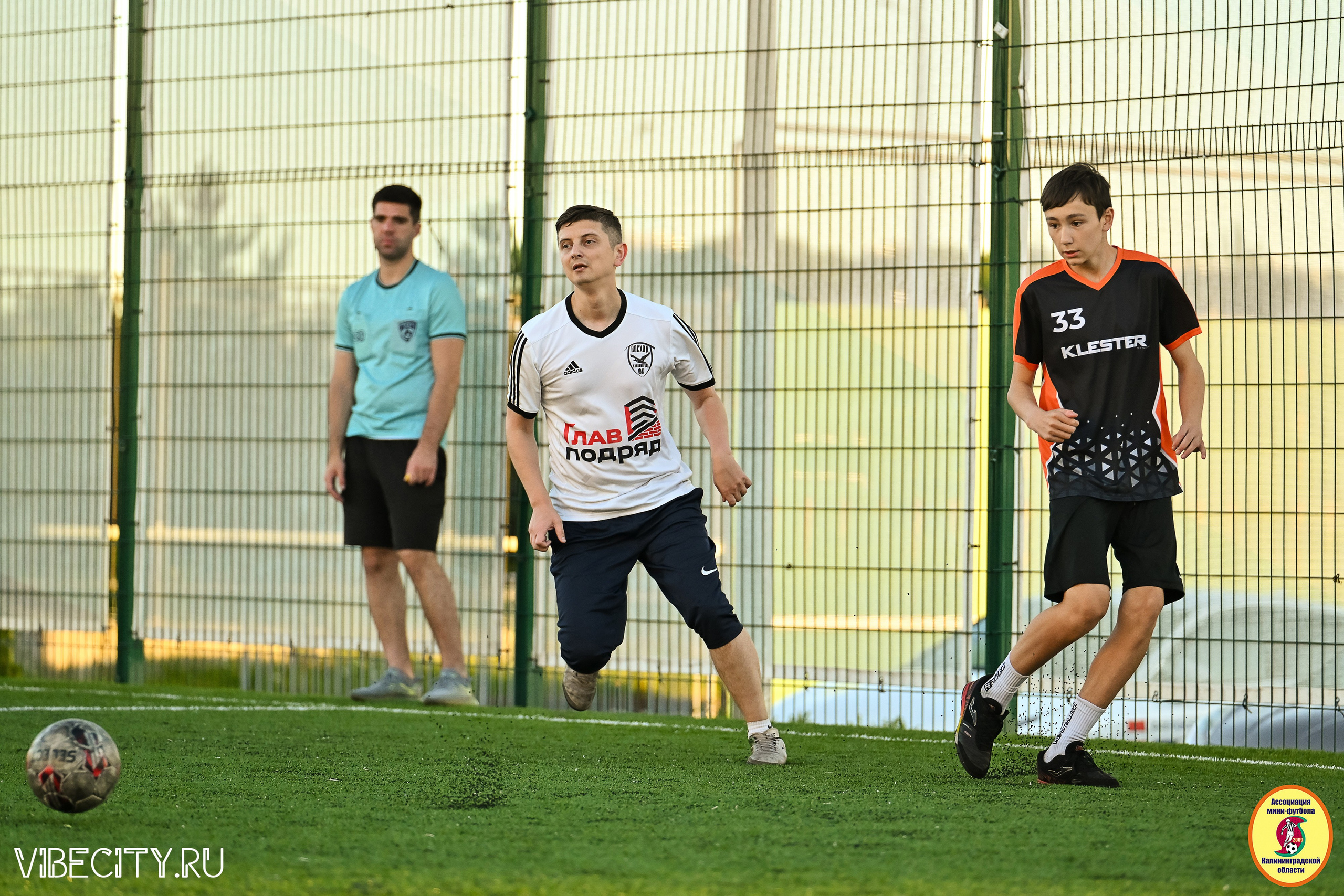 ИГРЫ МИНИ-ФУТБОЛЬНОЙ И КОРПОРАТИВНОЙ ЛИГИ. VIBECITY.RU Вайб Сити Ру Фоторепортажи Фотоотчеты Калининград