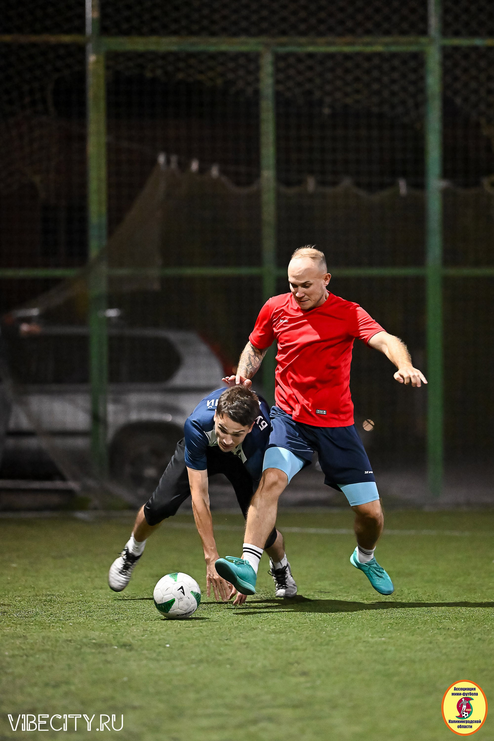 ФИНАЛЬНЫЕ ИГРЫ КУБКА МИНИ-ФУТБОЛЬНОЙ ЛИГИ И КУБКА КОРПОРАТИВНОЙ МФЛ 2025. VIBECITY.RU Вайб Сити Ру Фоторепортажи Фотоотчеты Калининград
