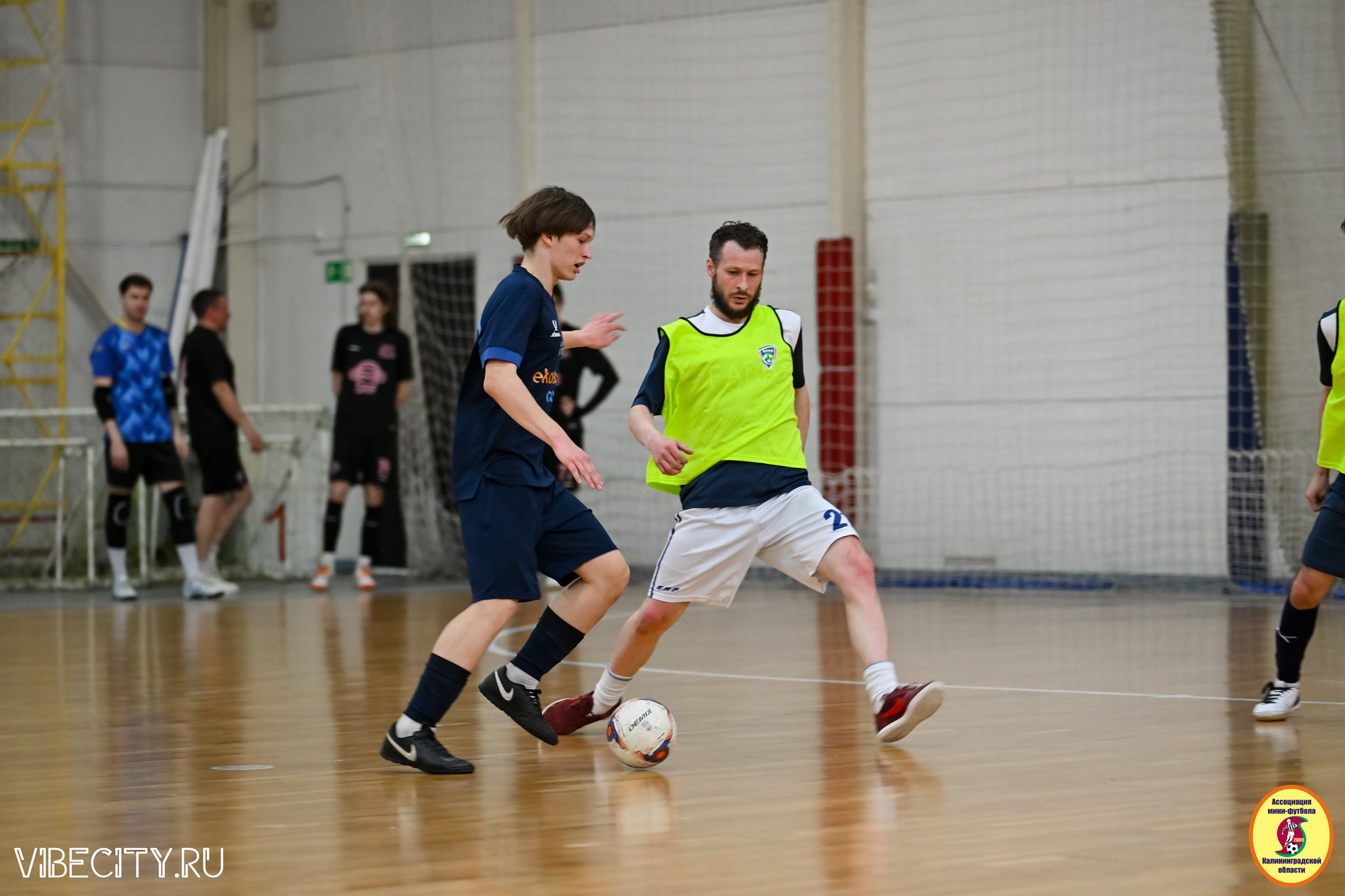 8 тур Корпоративной Бизнес-Лиги по футзалу. VIBECITY.RU Вайб Сити Ру Фоторепортажи Фотоотчеты Калининград