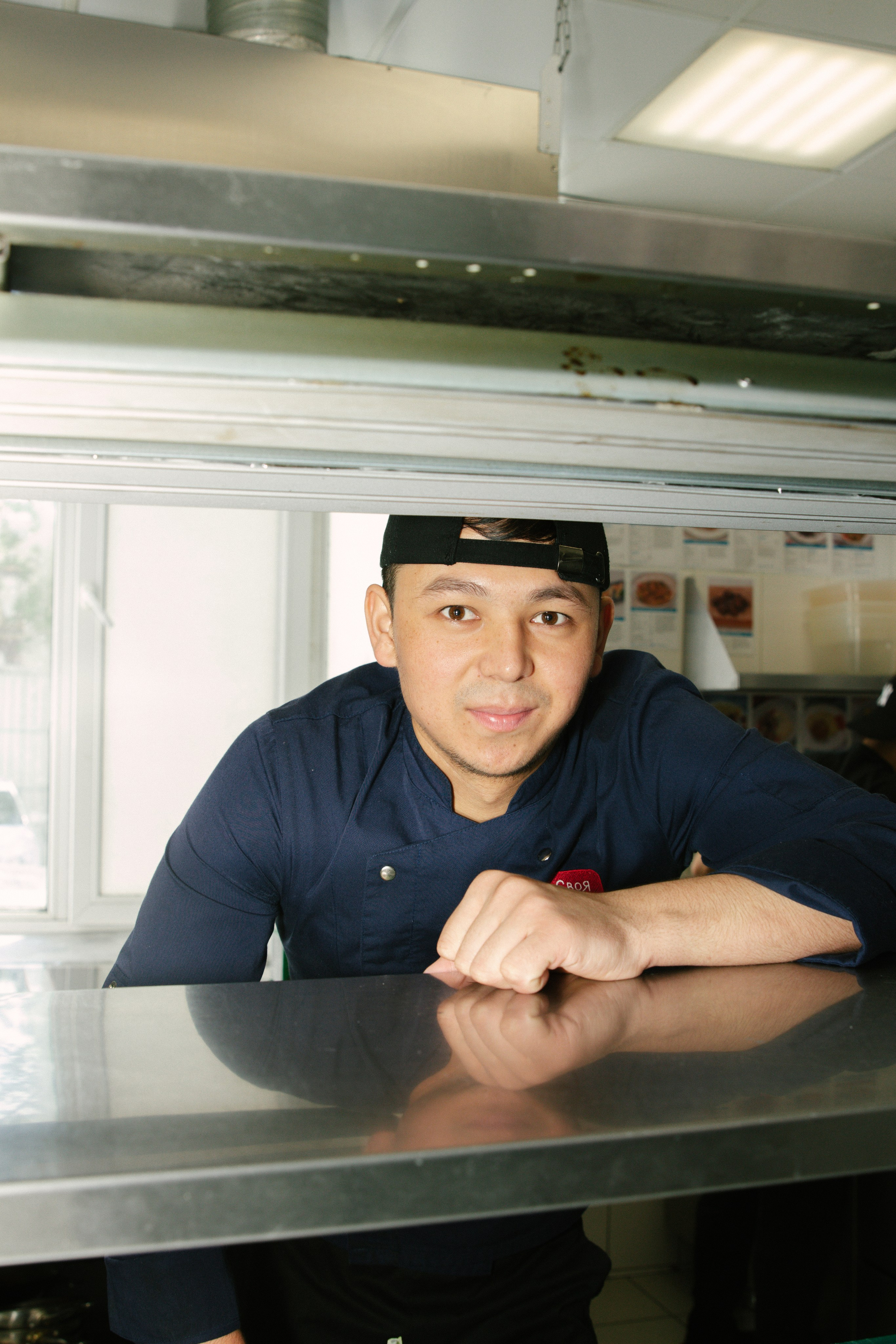 Коллектив ресторана «Своя компания». Фотограф Настя Булочка Екатеринубрг