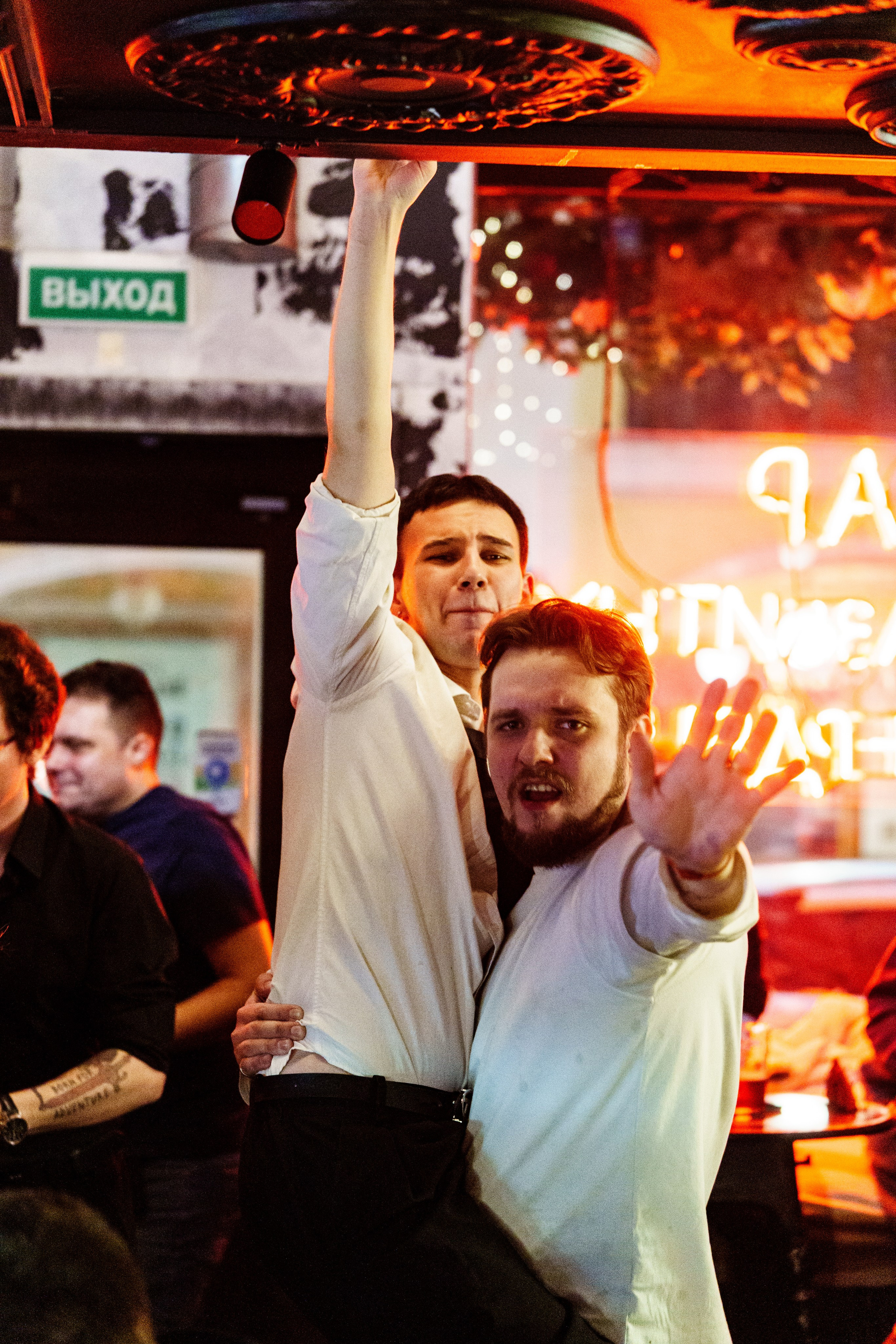День святого Валентина в Баре разбитых сердец. Концертный и репортажный фотограф в Санкт-Петербурге Слава Пахомов