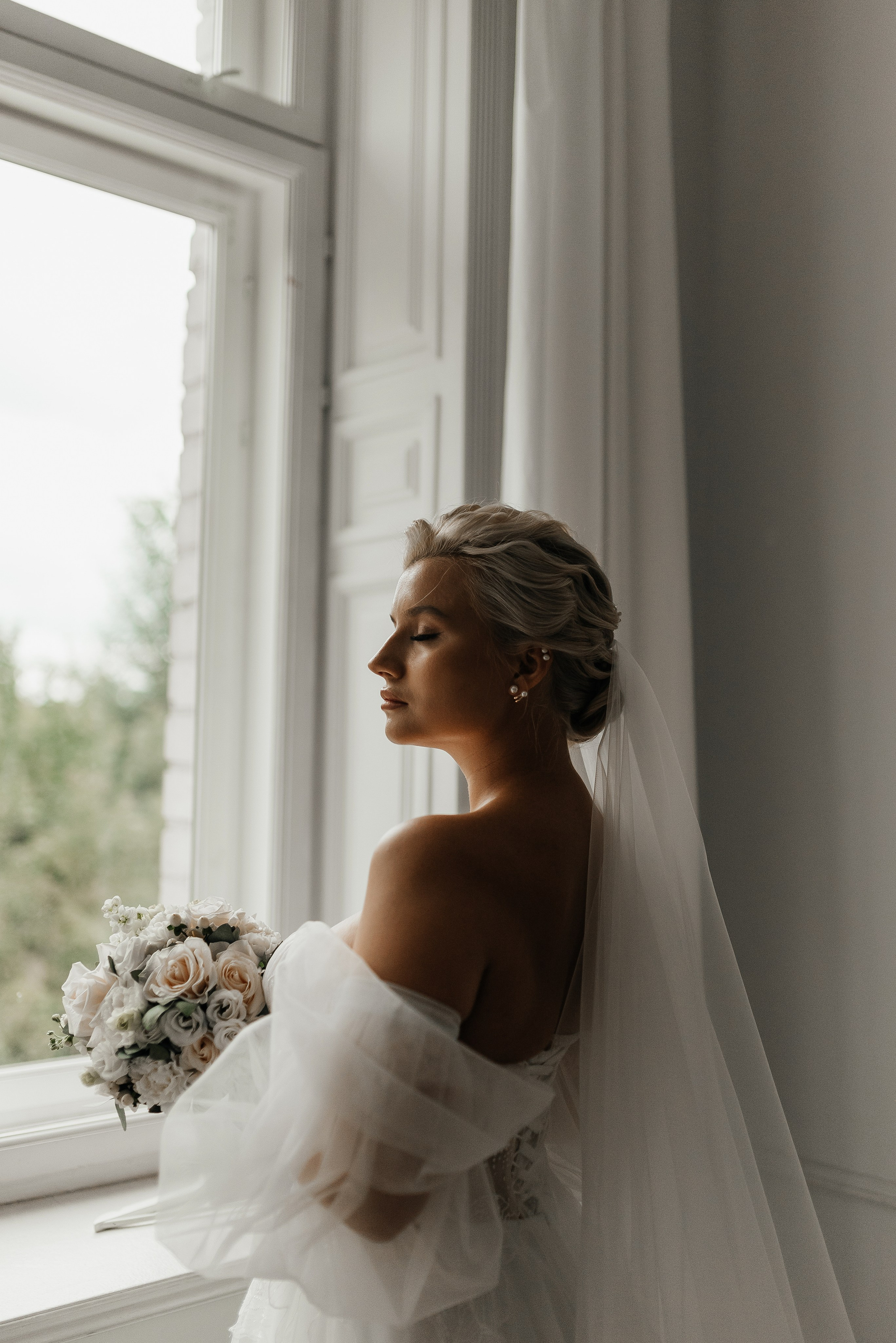 Свадебный фотограф в Екатеринбурге. Свадебная фотосъемка. Свадебный фотограф в Екатеринбурге