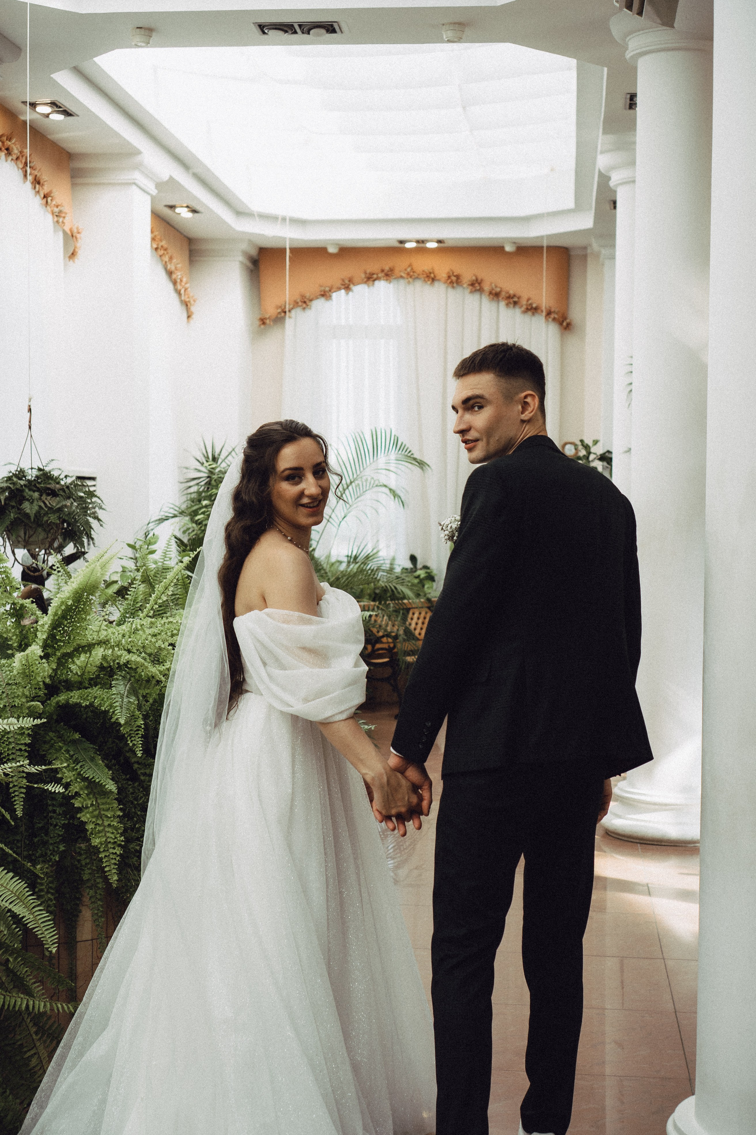 СВАДЕБНАЯ СЬЕМК В ПАРКЕ 300-ЛЕТИЯ. Профессиональный фотограф, Санкт-Петербург — Виктория Богомолова