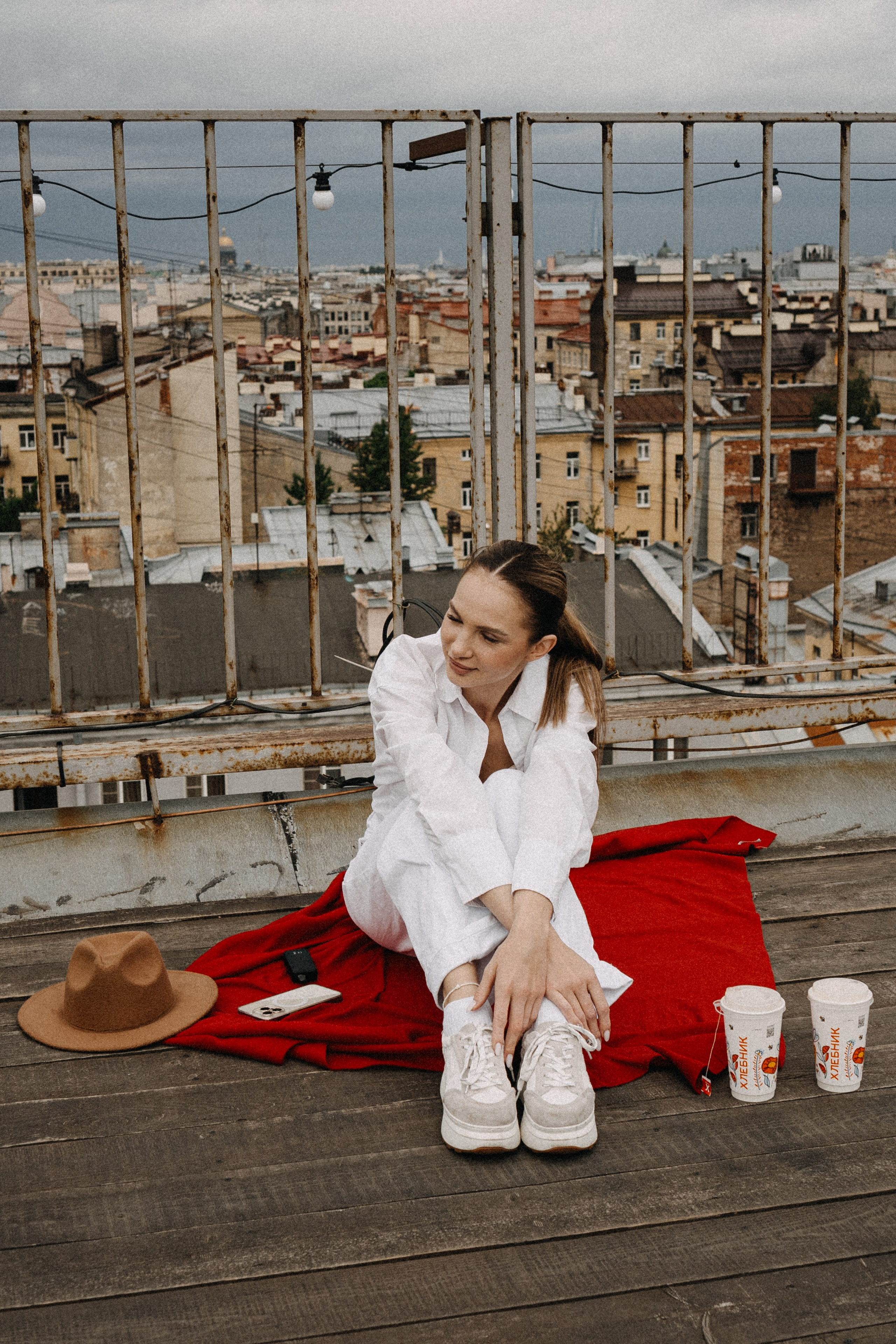 МЫ ГУЛЯЛИ ПРО КРЫШАМ ПИТЕРА. Профессиональный фотограф, Санкт-Петербург — Виктория Богомолова