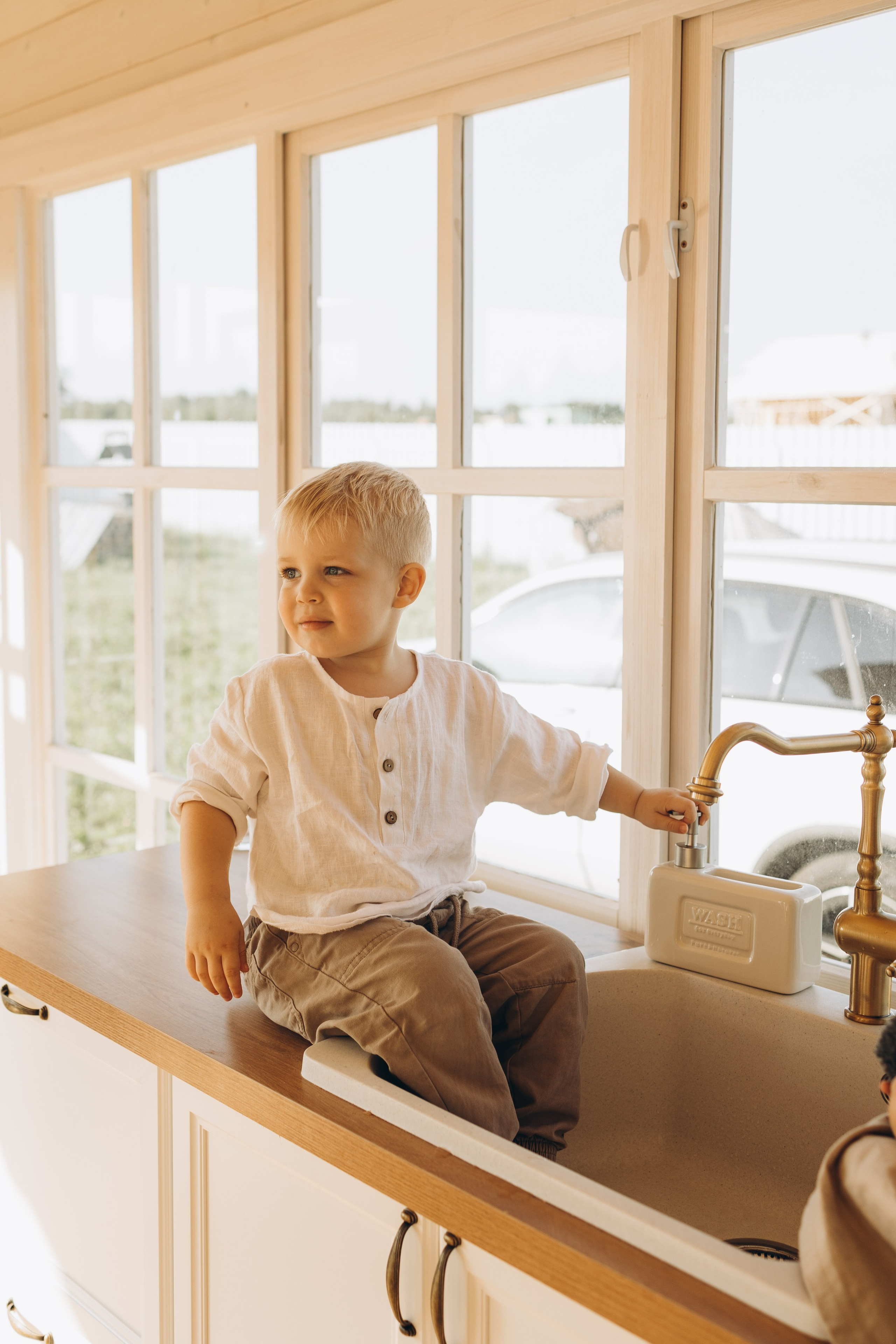 Оля и Мирослава Беседка. Семейный фотограф в Москве Виктория Ястребинская