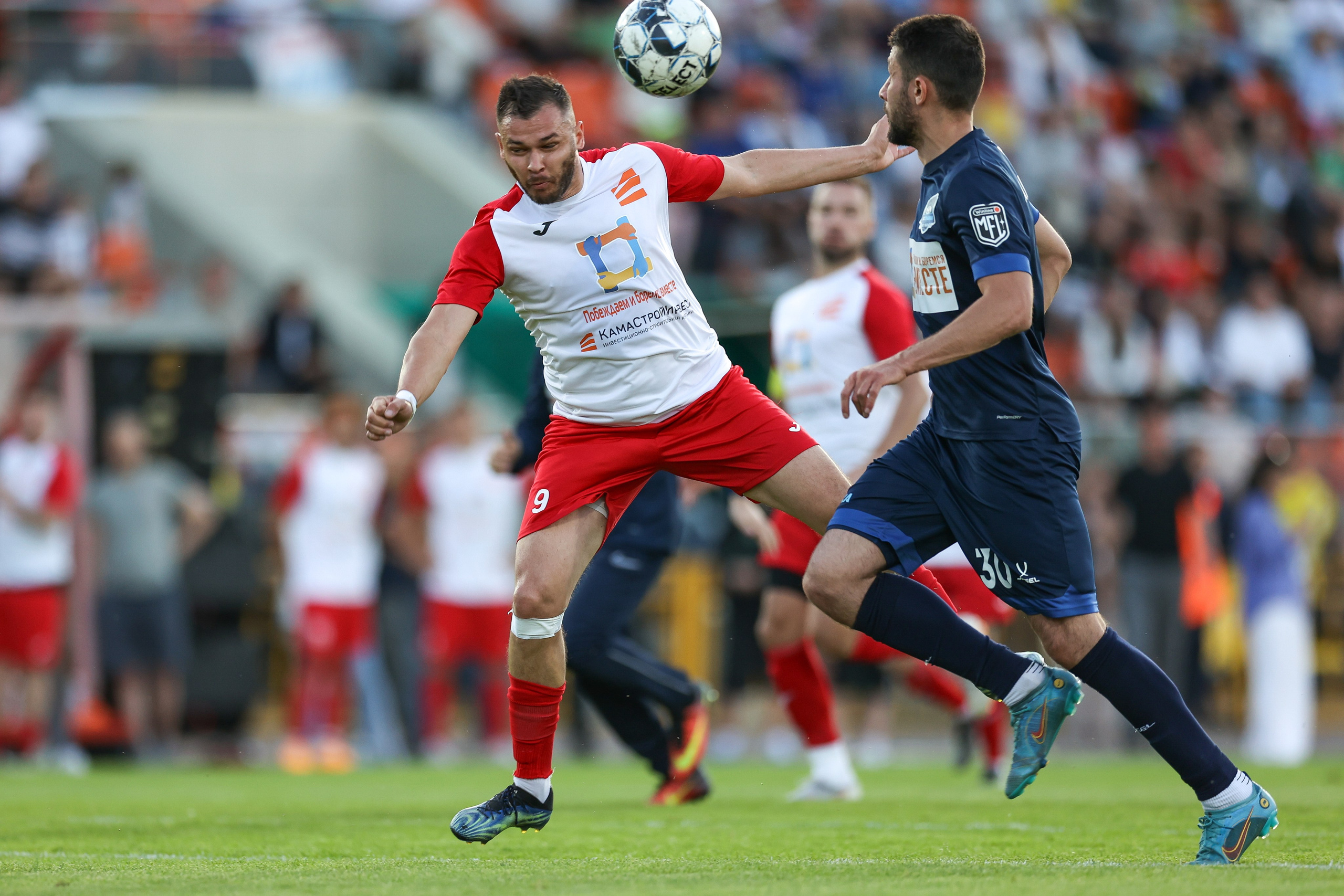 Благотворительный футбольный матч Друзья Бурмистрова vs ФК Fight Nights. Спортивный репортажный фотограф Казань Нафис Сиразетдинов