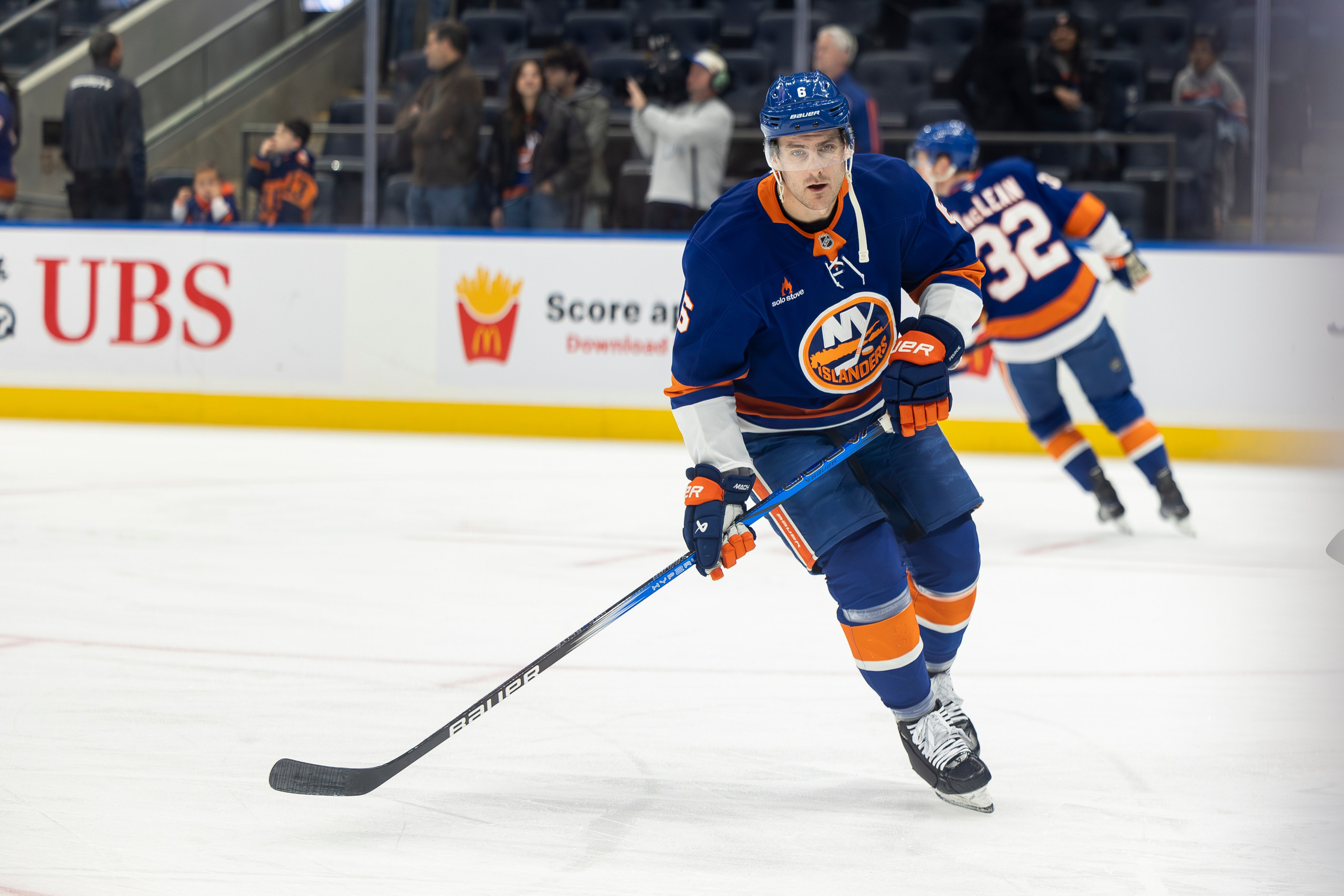 Матч НХЛ: НЙ Айлэндерс — Баффало Сайбэрс. Спортивный репортажный фотограф Казань Нафис Сиразетдинов