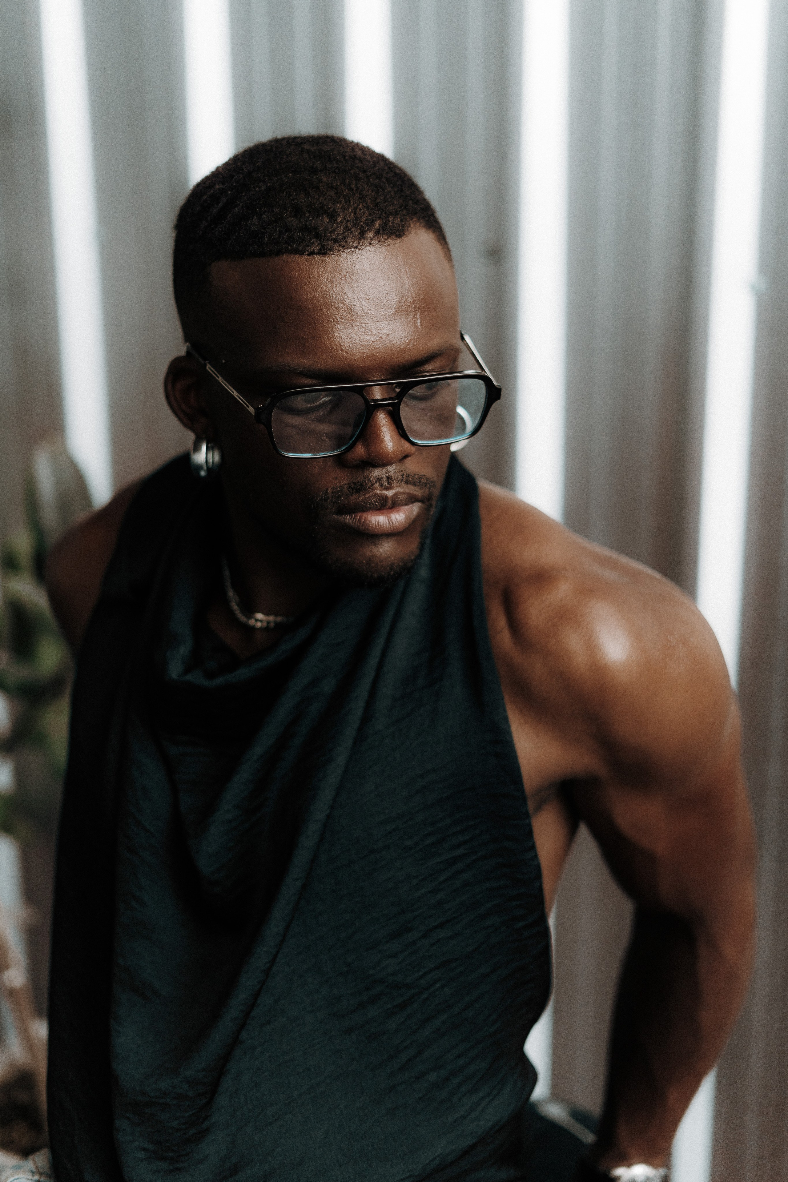 МУЖСКОЙ ПОРТРЕТ. Фотограф в Москве Рафаэль Халилов