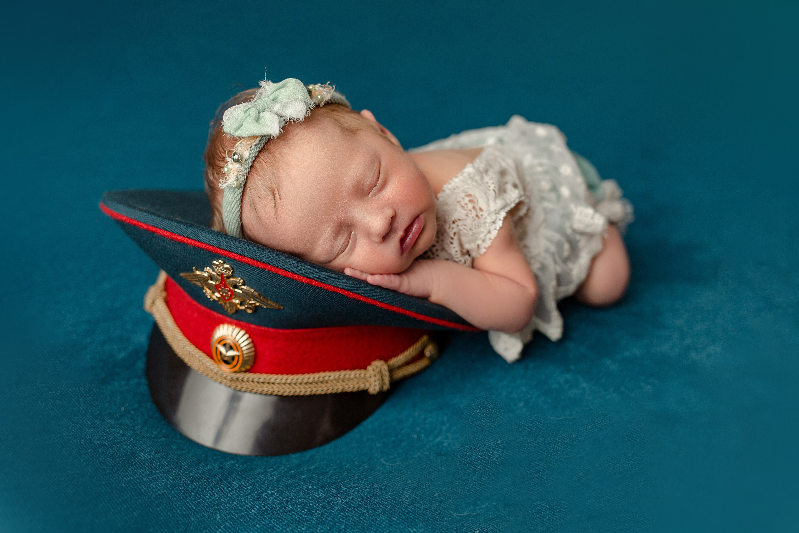 Ньюборн девочки. Фотограф новорожденных, семейный, детский фотограф в Москве и Московской области